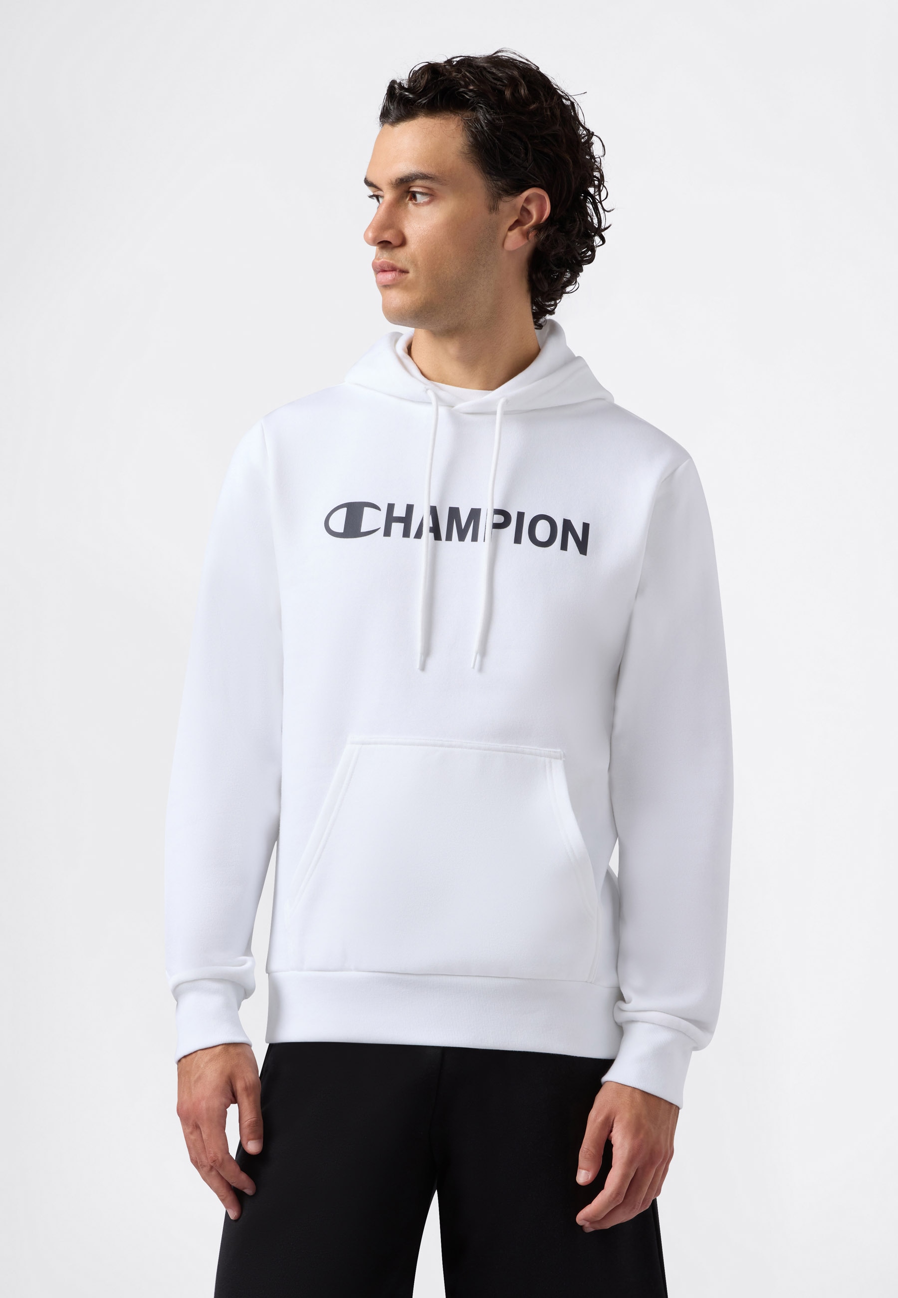 Champion Kapuzensweatshirt "Graphic Hoodie", mit Kapuze, aus Baumwolle und Polyester, in den Größen S bis XXL