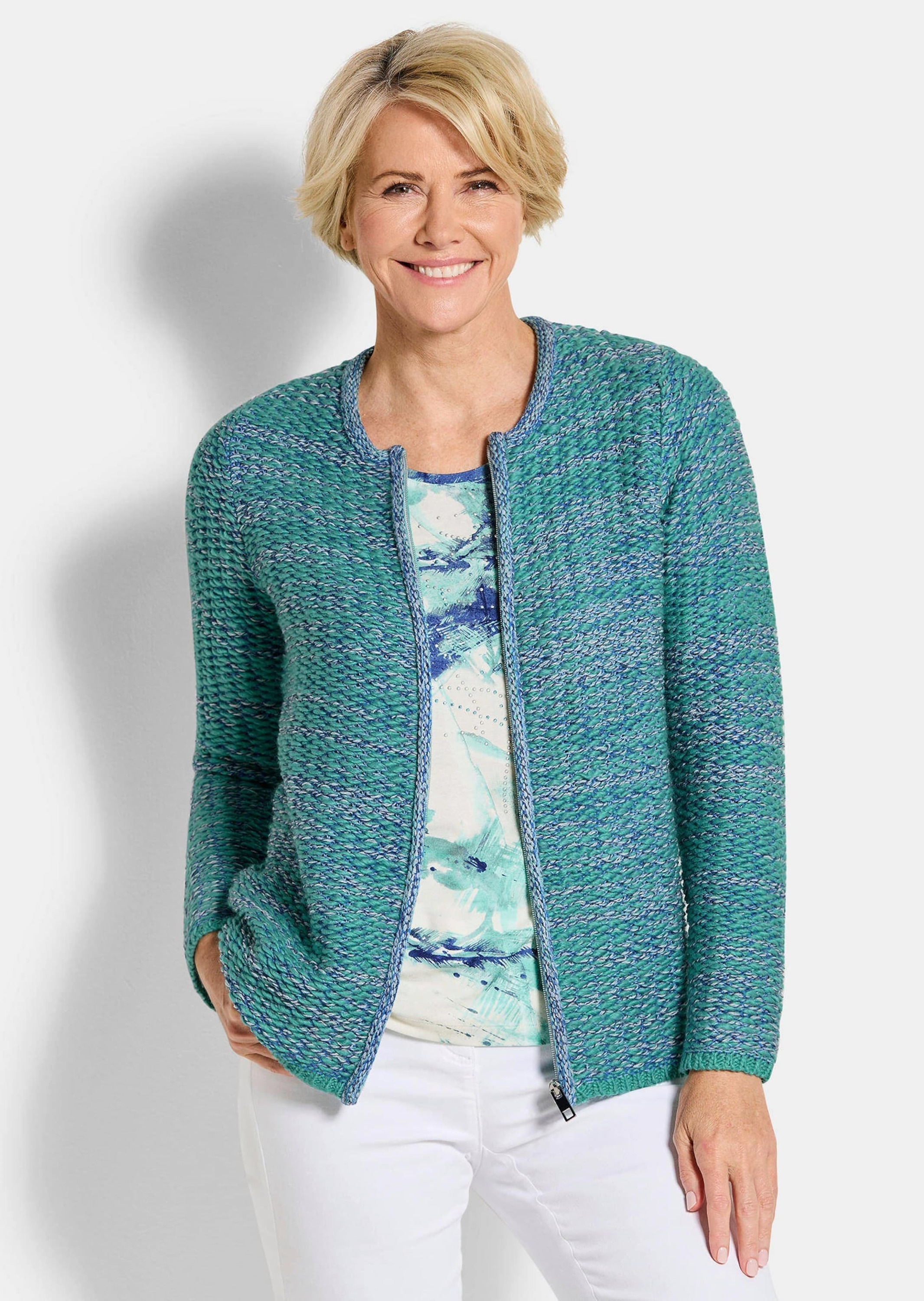 Strickjacke GOLDNER "Kurzgröße Strukturjacke mit Rollband", Damen, Gr. 22, blau (türkis, gemustert), Obermaterial: 100% Polyacryl PAN., gerade, Strickjacken Strickjacke, dekoratives Rollbändchen am RV 2