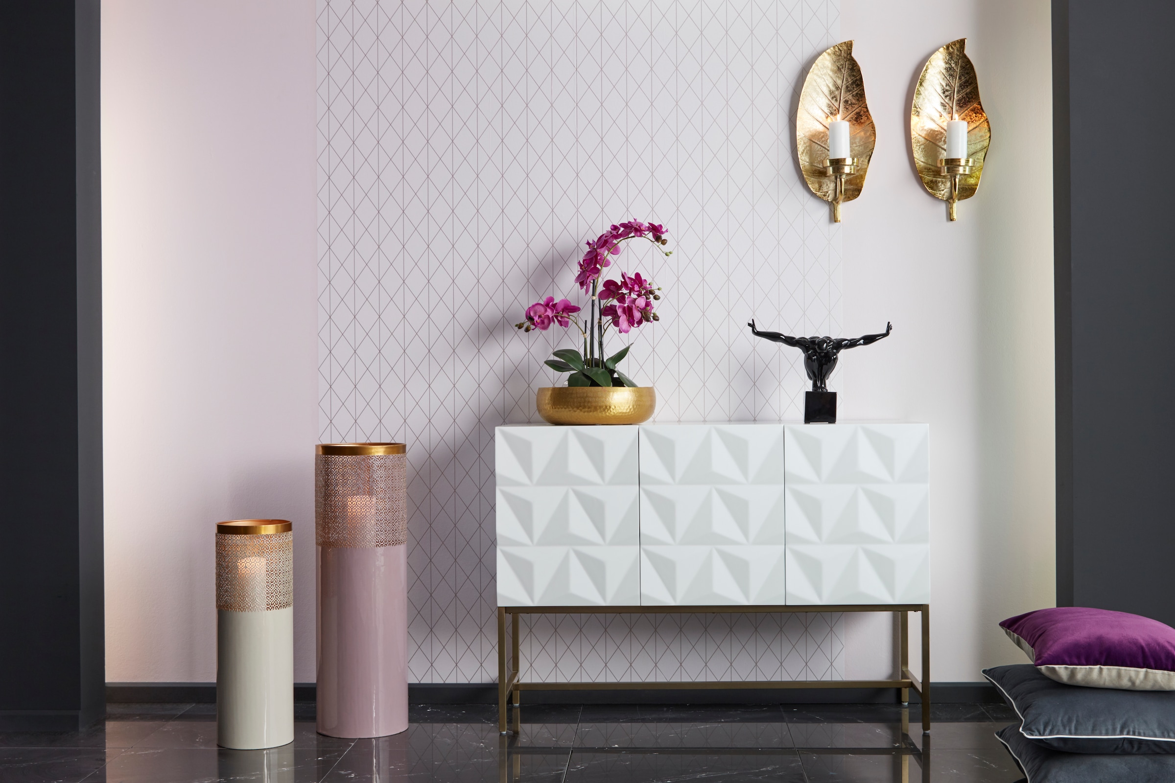 Leonique Sideboard »Rovuma«, in 3D-Optik und goldfarbenem Metallgestell