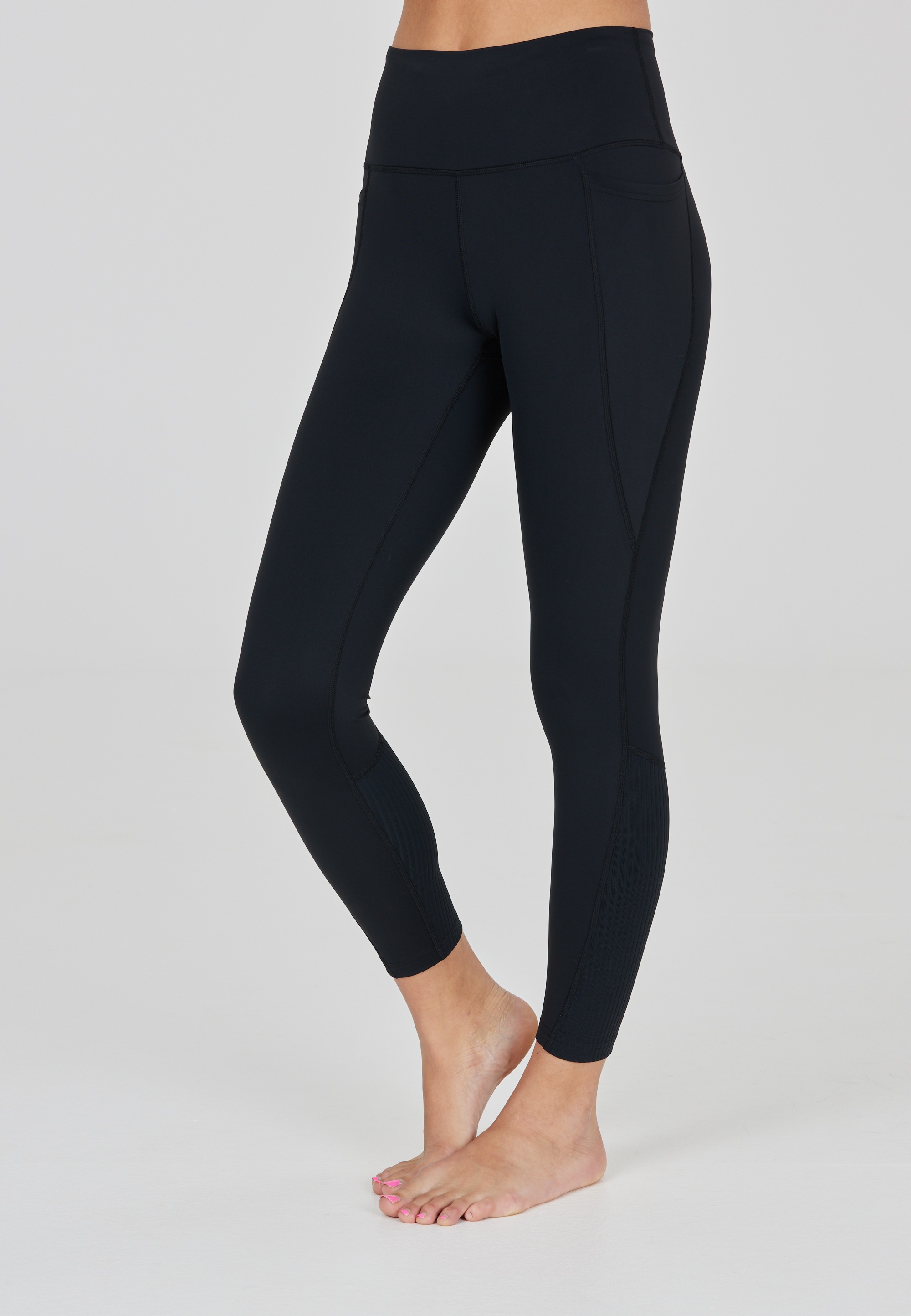 ATHLECIA Trainingstights »Aliya«, im stretchy Design mit flachen Nähten