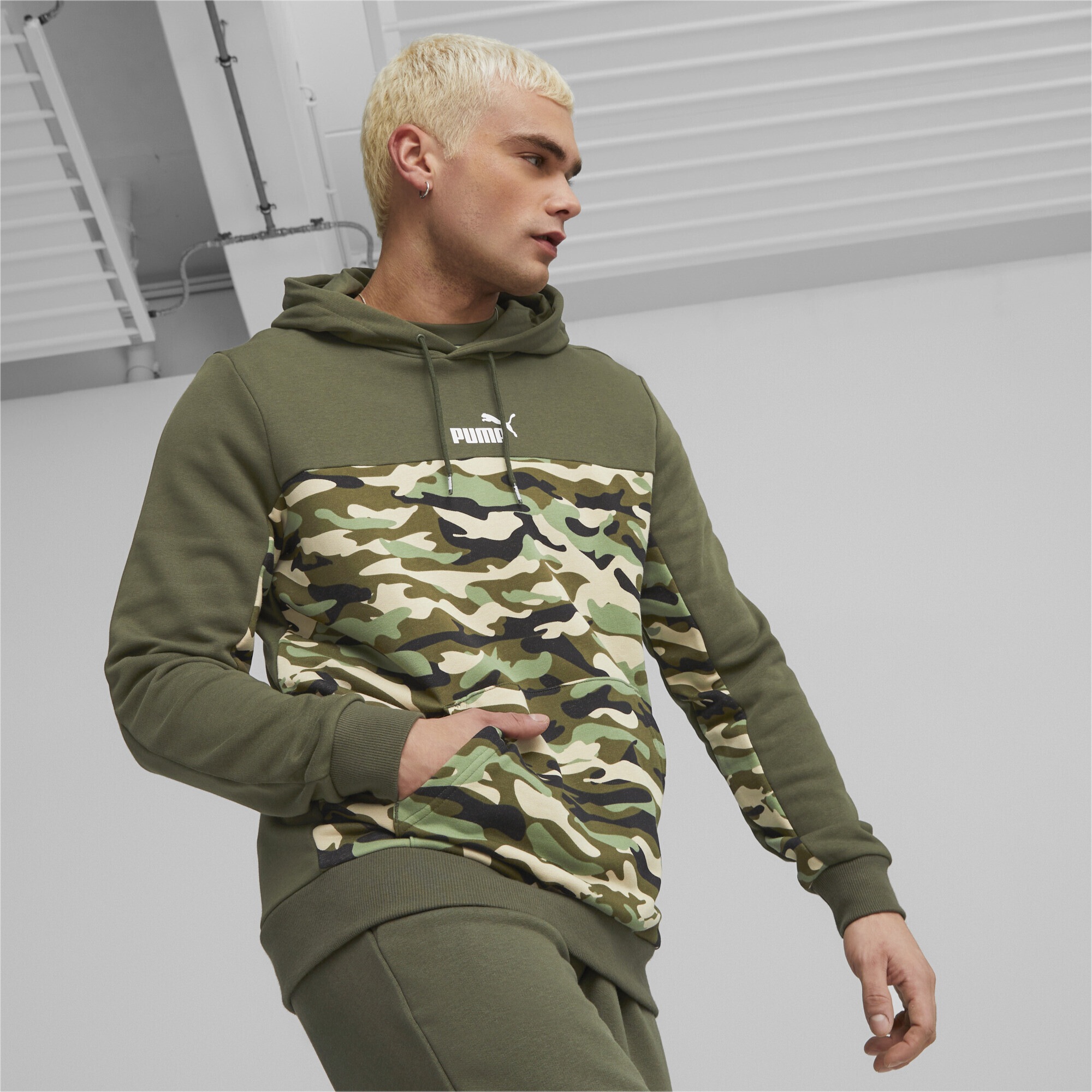 PUMA Sweatshirt »Essentials Block Camo Hoodie Herren«