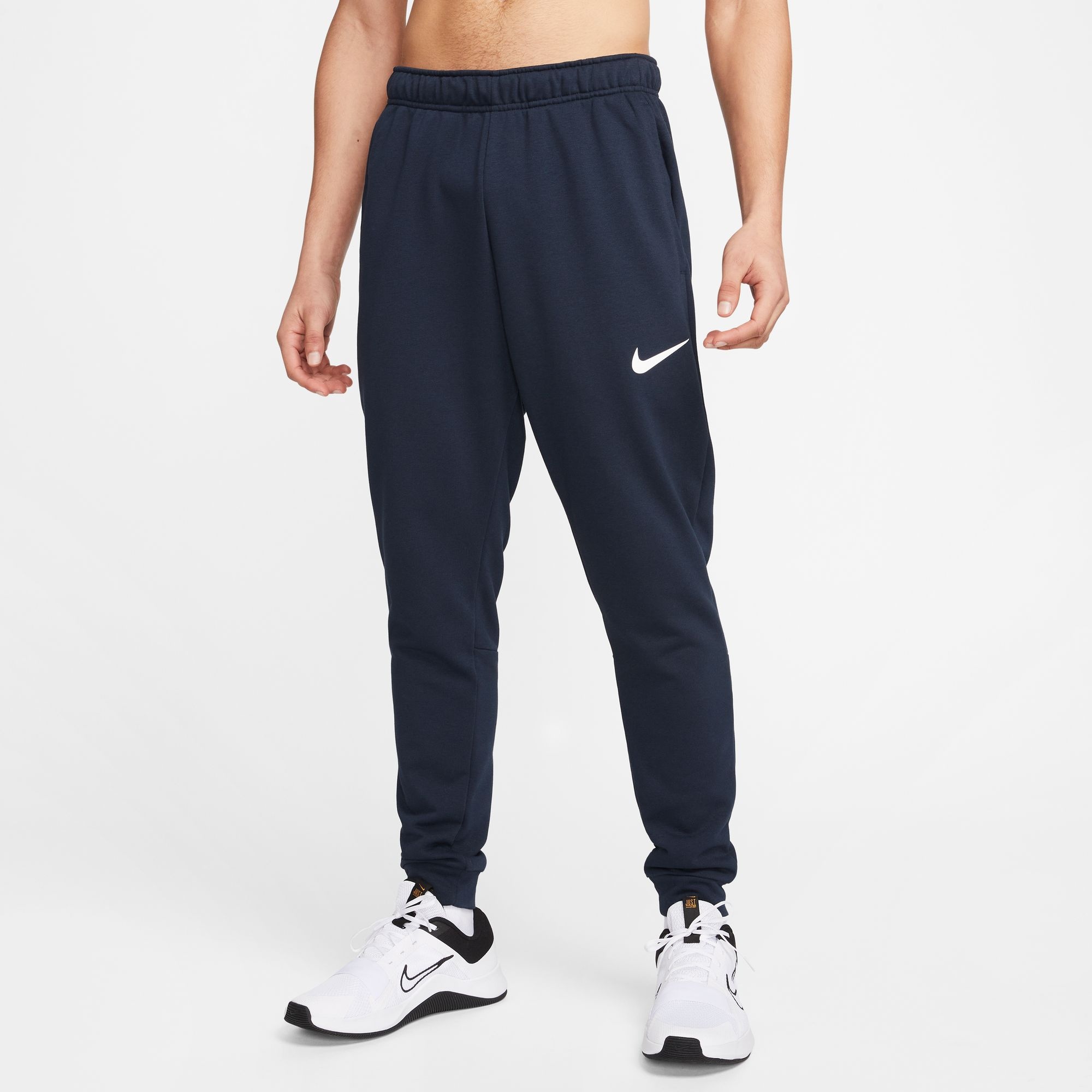 Nike Trainingshose »DRI-FIT MEN'S TAPERED TRAINING PANTS«