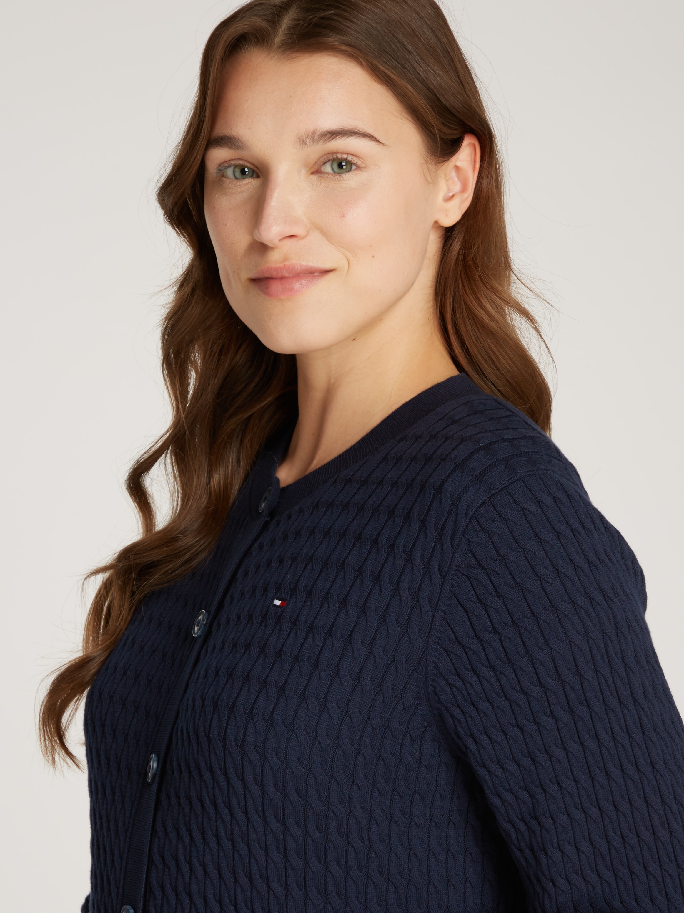Tommy Hilfiger Strickjacke »CO CABLE C-NK CARDIGAN«, mit Zopfstruktur