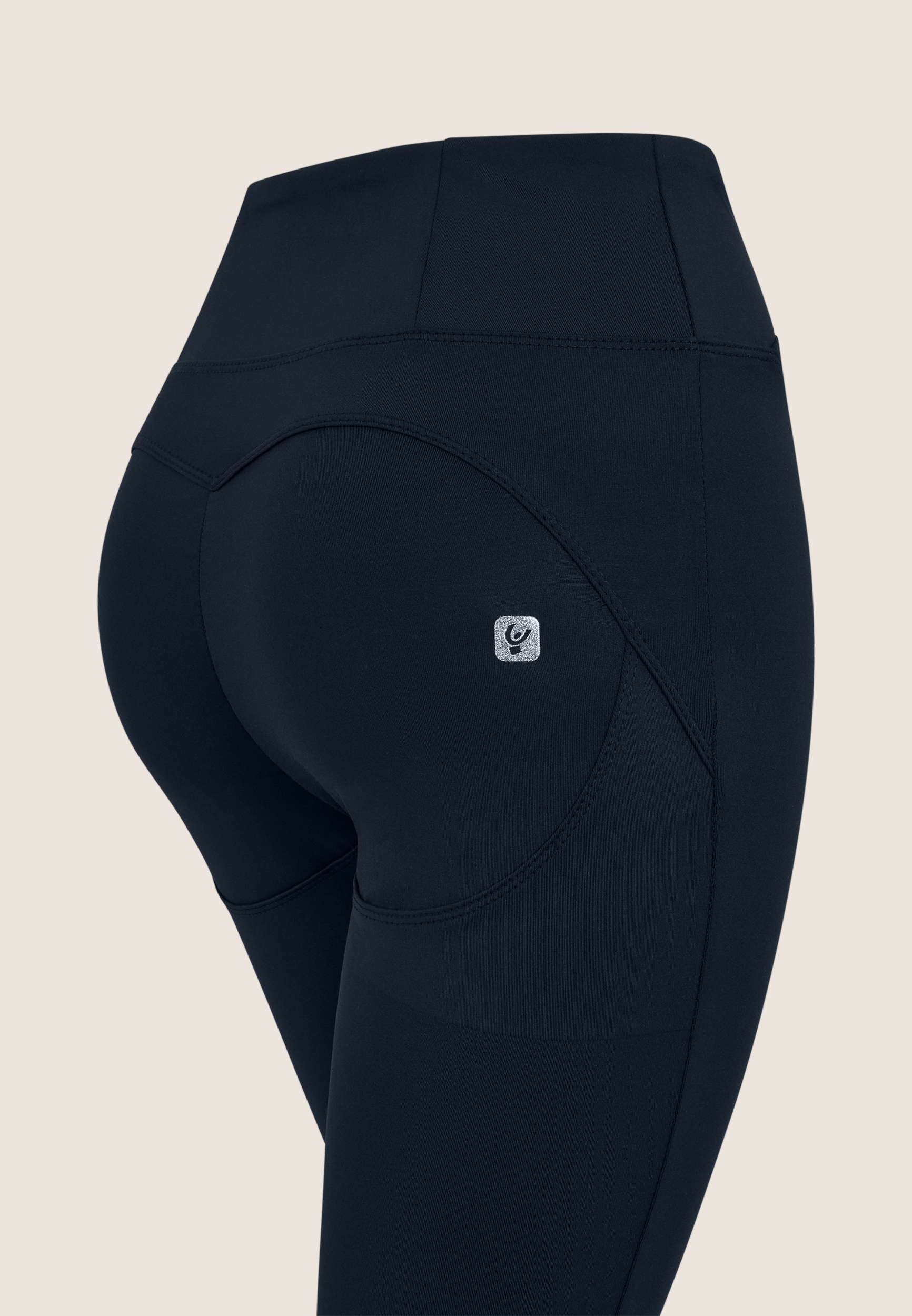 Freddy Leggings »WRUP SUPERSKINNY 7/8 HIGHWAIST CORE«, mit Lifting & Shaping Effekt