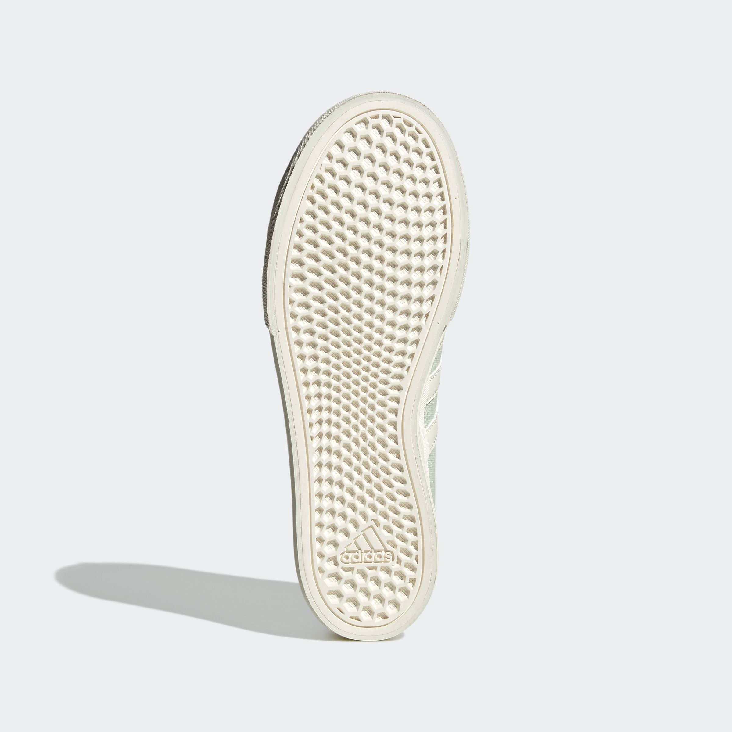 adidas Sportswear Sneaker »BRAVADA 2.0 PLATFORM«, Design auf den Spuren des adidas Nizza