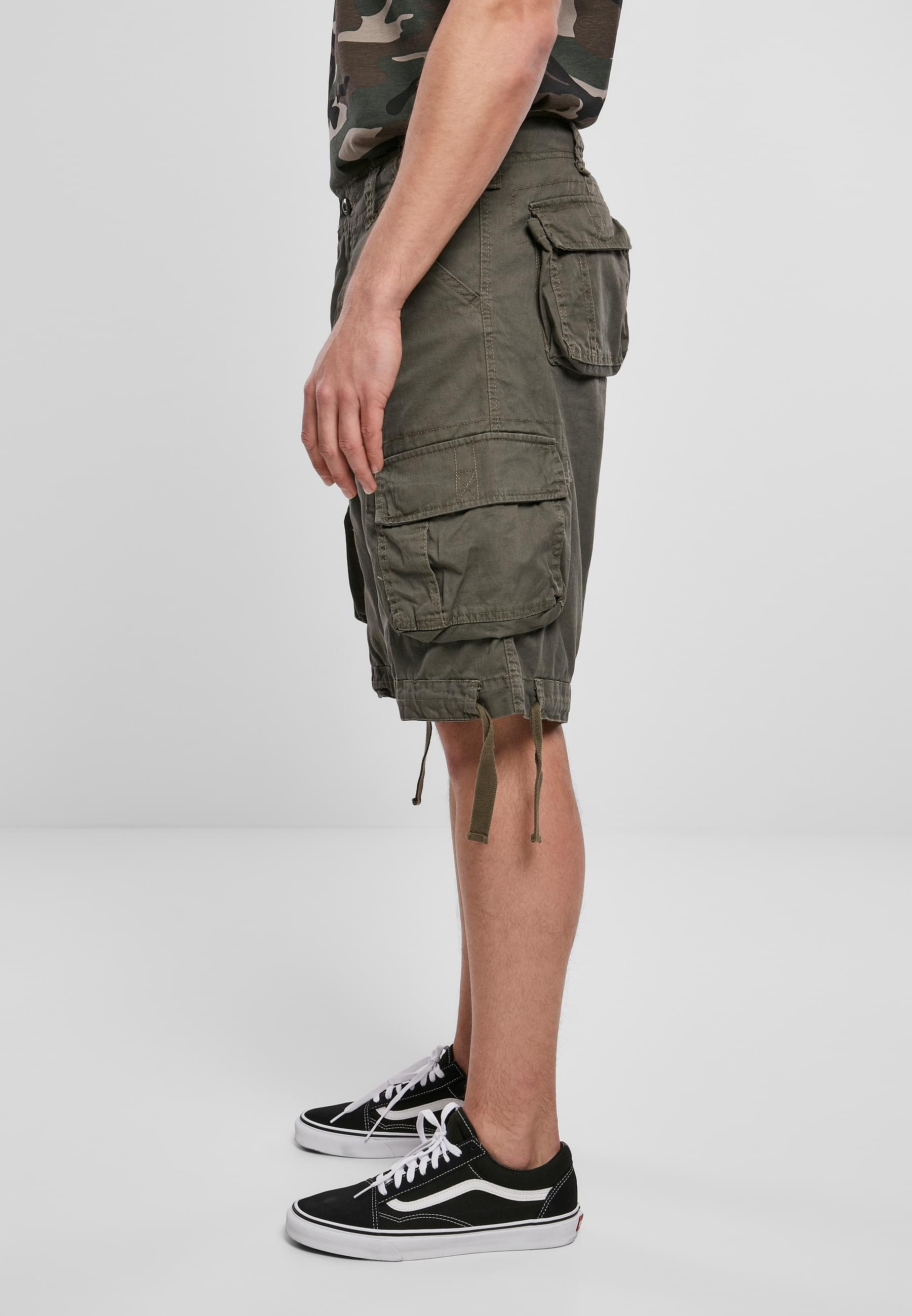 Brandit Stoffhose »Brandit Herren Urban Legend Cargo Shorts«, (1 tlg.)