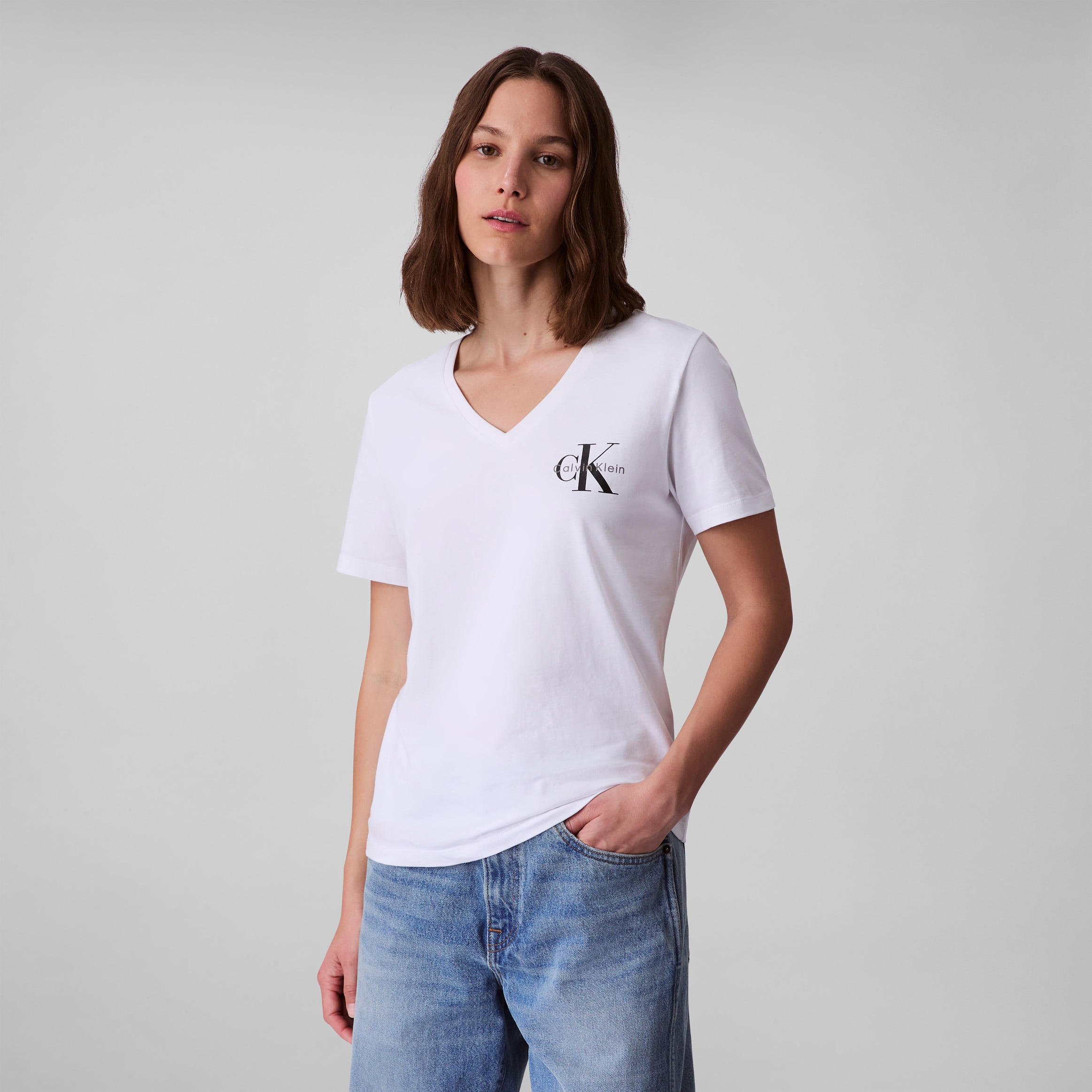 Calvin Klein Jeans Kurzarmshirt »A- Logo VN 2 pack Tee«, (Packung, 2er-Pack), Mit V-Ausschnitt
