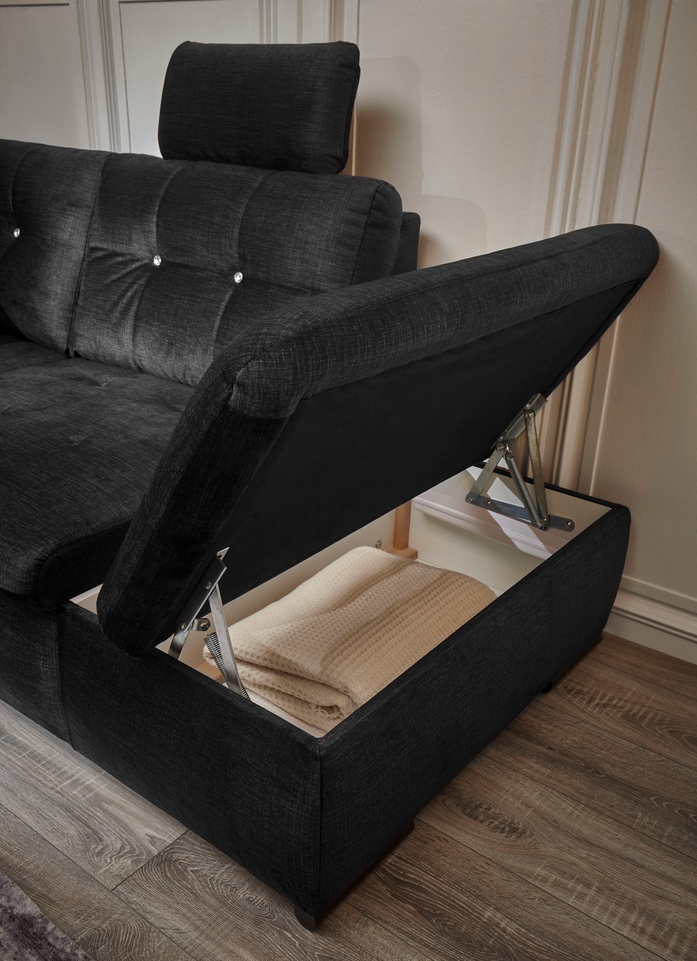 ED EXCITING DESIGN Ecksofa »Bolonia L-Form«, mit Bettfunktion, Bettkasten, Kopfstützen & 2 Zierkissen, Strasstein