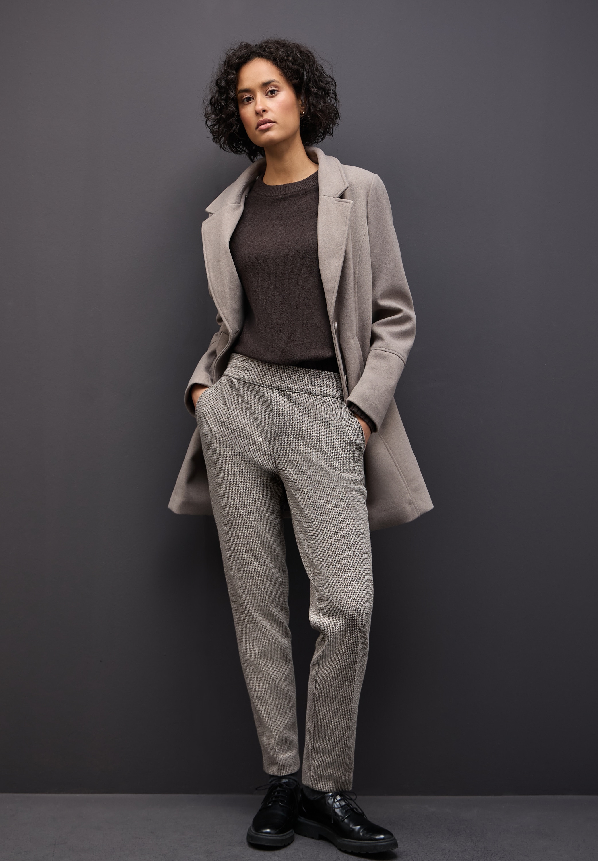 STREET ONE Stoffhose »Style Bonny«  mit elastischem Bund