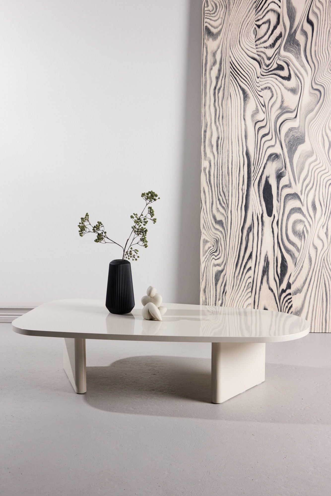 Venture Home Couchtisch "Grönvik, ovaler Couchtisch 130 × 65 cm in glänzendem Beige, modern" Sofatisch, MDF, Glanzfinish, oval, sanft geformt, Skandinavisch