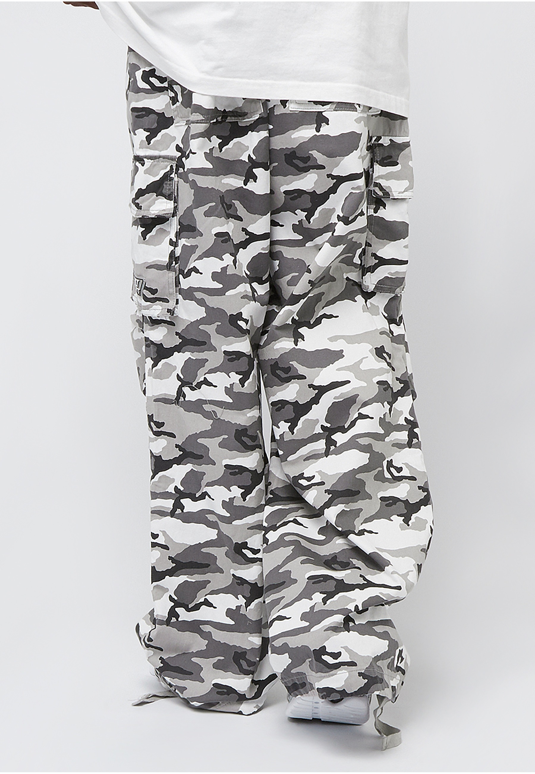 Karl Kani Cargohose »Karl Kani Spor t Patch Camo Cargo Pants«