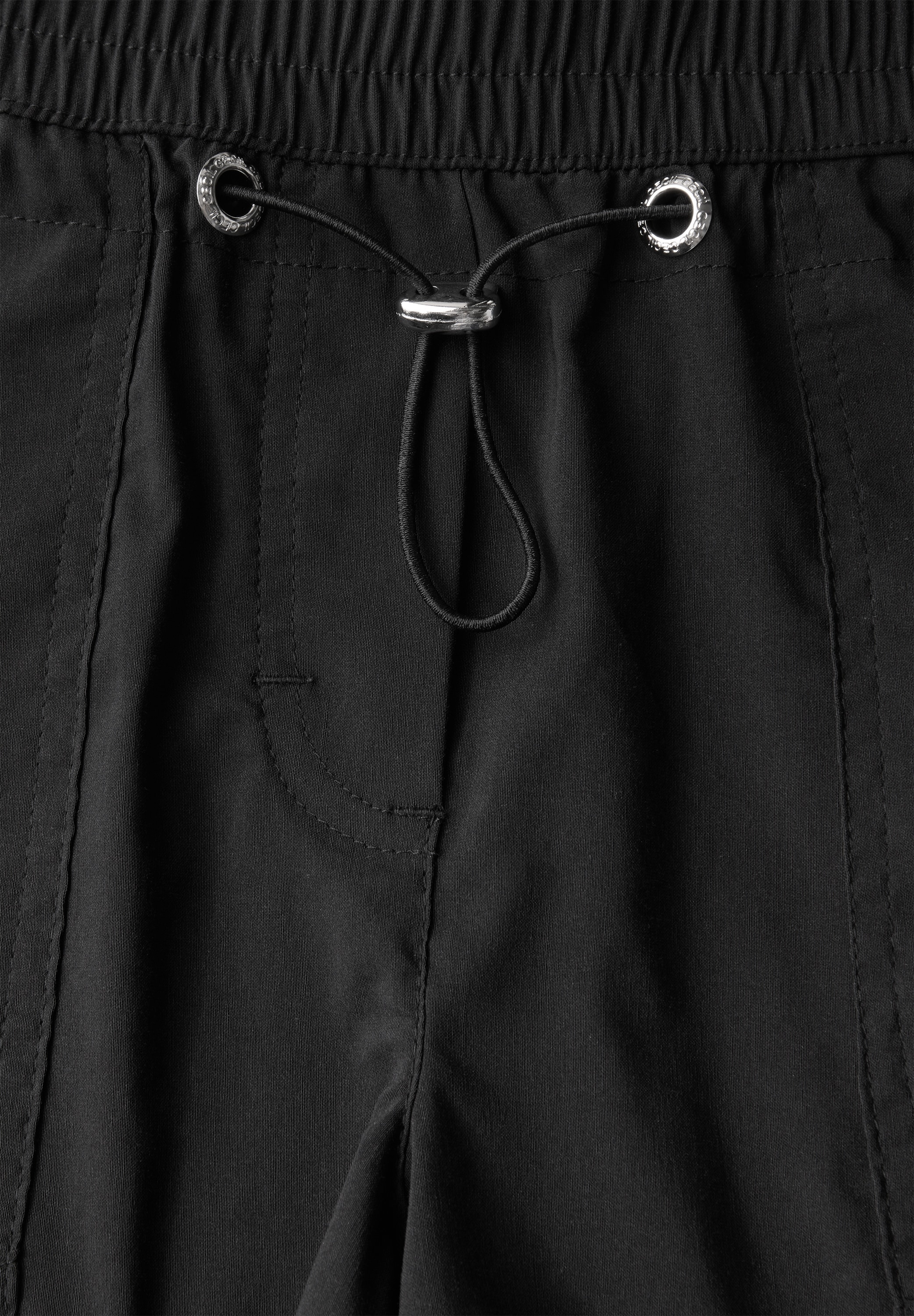 Cecil Shorts, Middle Waist