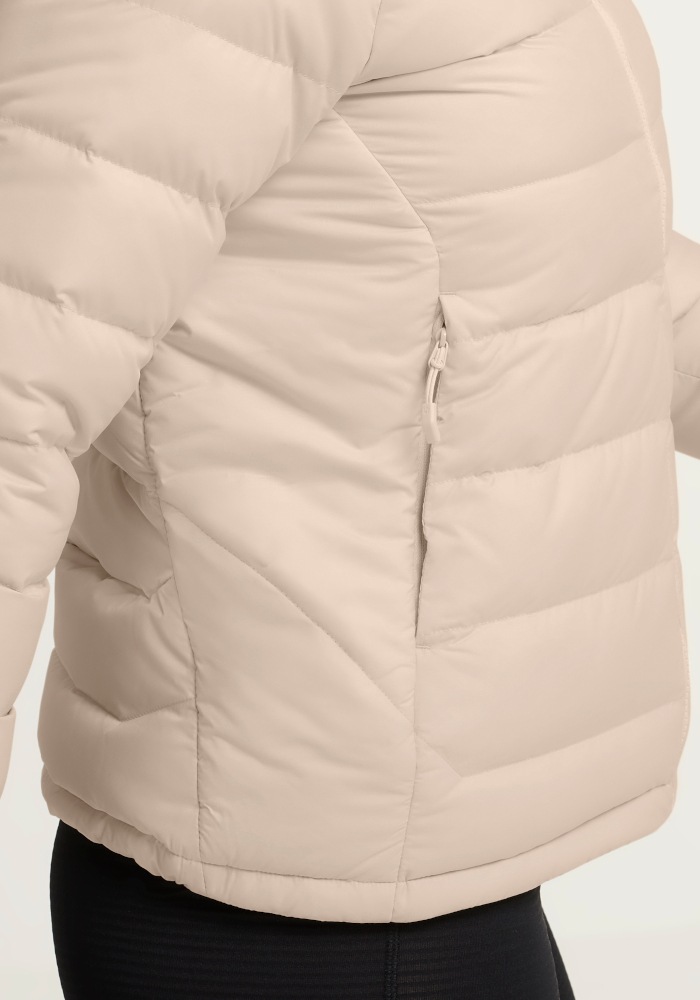 Jack Wolfskin Daunenjacke »WILD PASS DOWN JKT W RDS« Daunenjacke, warm, wind- und wasserabweisend