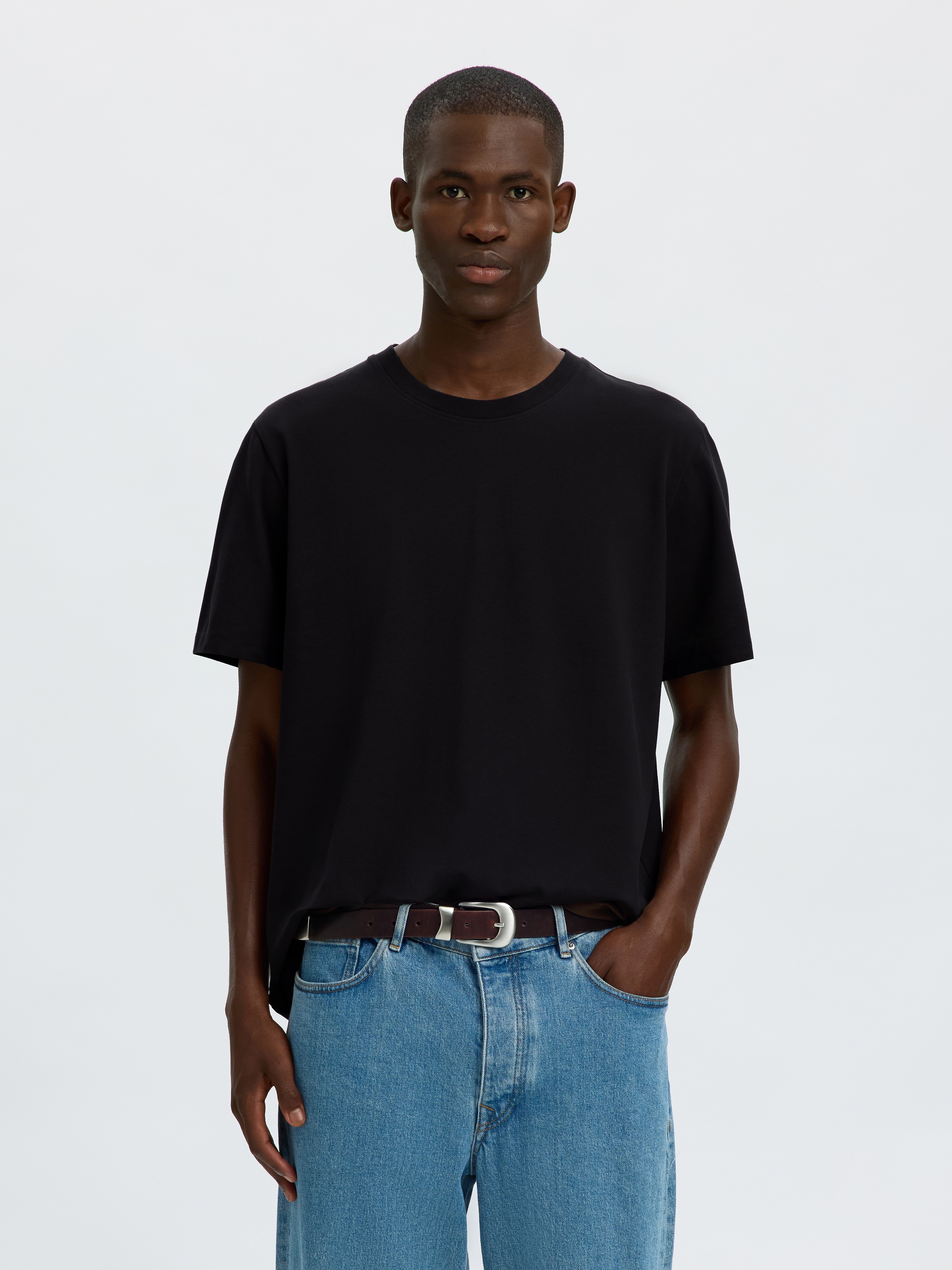 SELECTED Rundhalsshirt »SLHATLAS SS O-NECK TEE« Baumwollmischung, regular fit