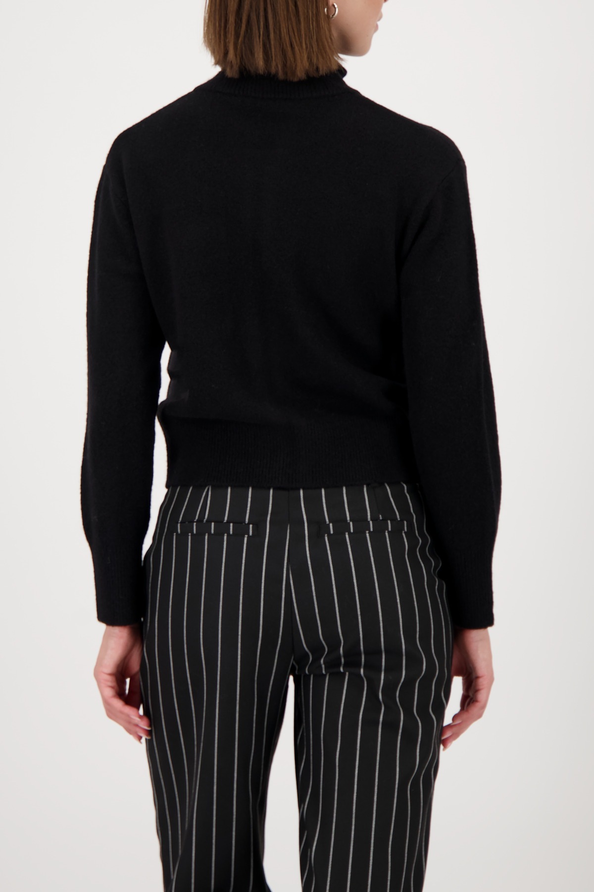 Monari Strickjacke "Jacke Strickjacke" Körpernahe Passform mit Stehkragen günstig online kaufen