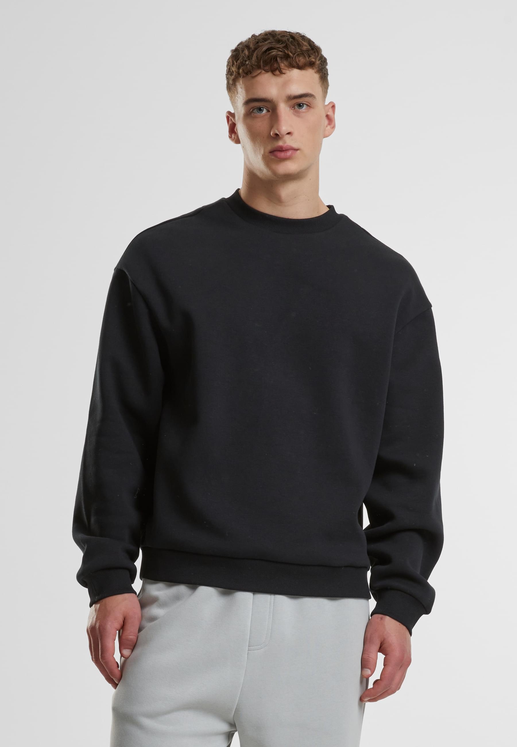 URBAN CLASSICS Rundhalspullover »Urban Classics Fluffy Crewneck«, (1 tlg.)