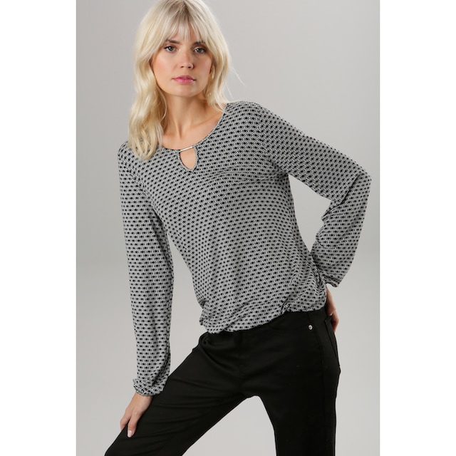 online Aniston Schmuckelement in mit bestellen | jeweils unterschiedlichen Langarmshirt, Drucken, BAUR SELECTED