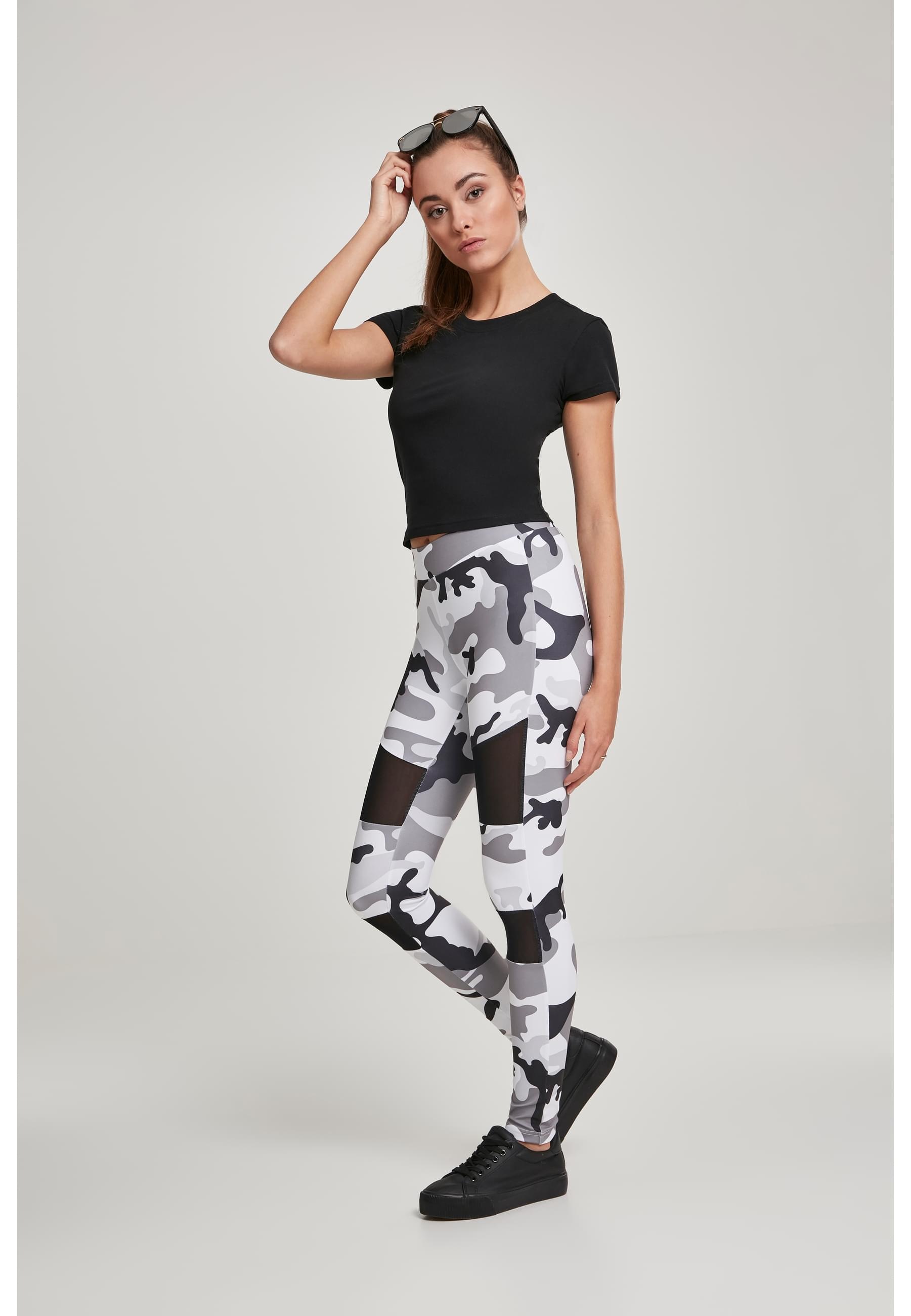 URBAN CLASSICS Leggings »Urban Classics Damen Ladies Camo Tech Mesh Leggings«, (1 tlg.)
