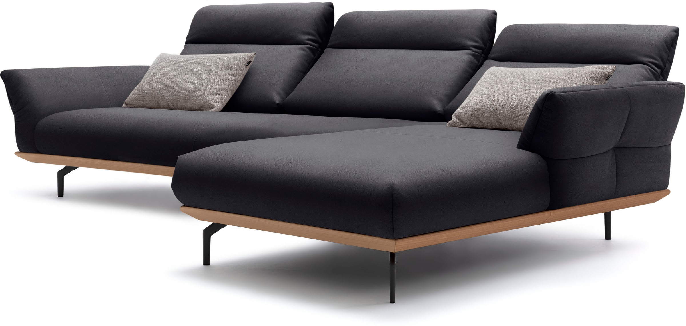 Creation BY ROLF BENZ Ecksofa »CR.460«, Sockel in Eiche, Winkelfüße in Umbragrau, Breite 338 cm