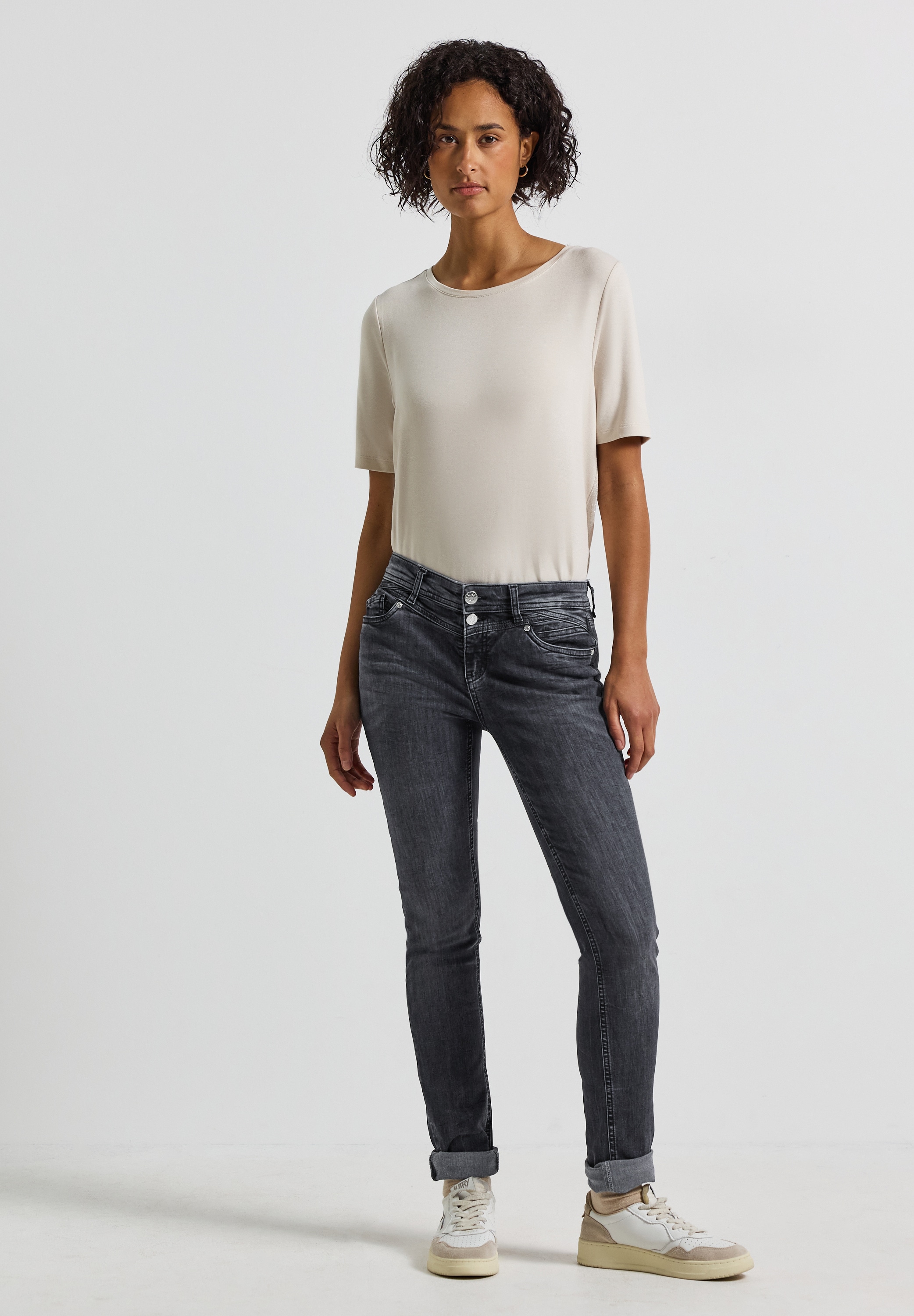 STREET ONE Comfort-fit-Jeans, in grauer Waschung