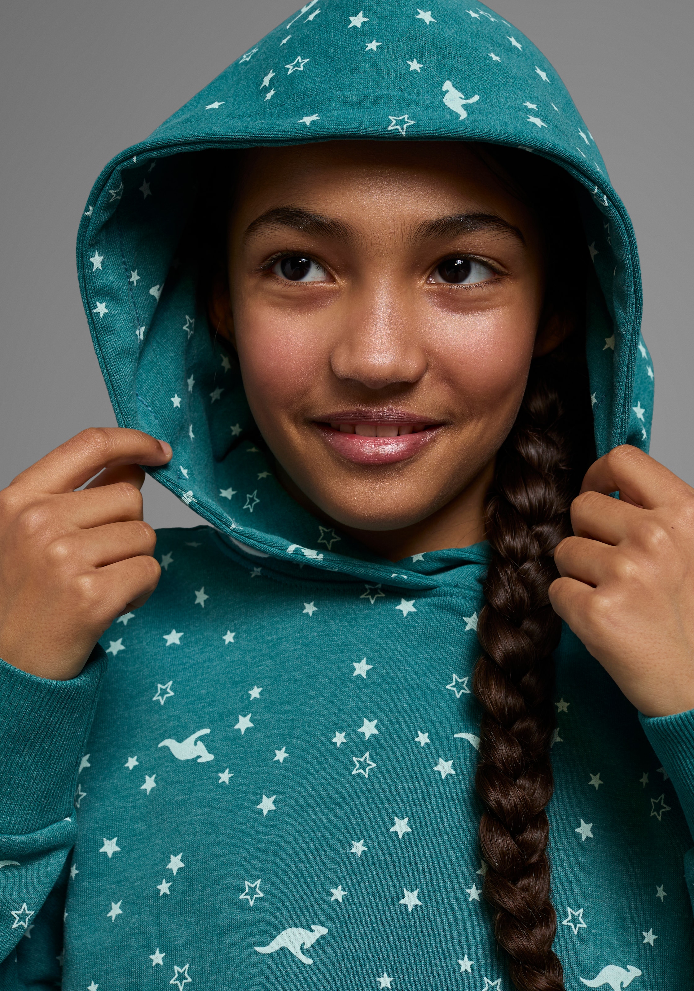 KangaROOS Kapuzensweatshirt, Langarm, bedruckt, mit Kapuze, aus Baumwollmischung