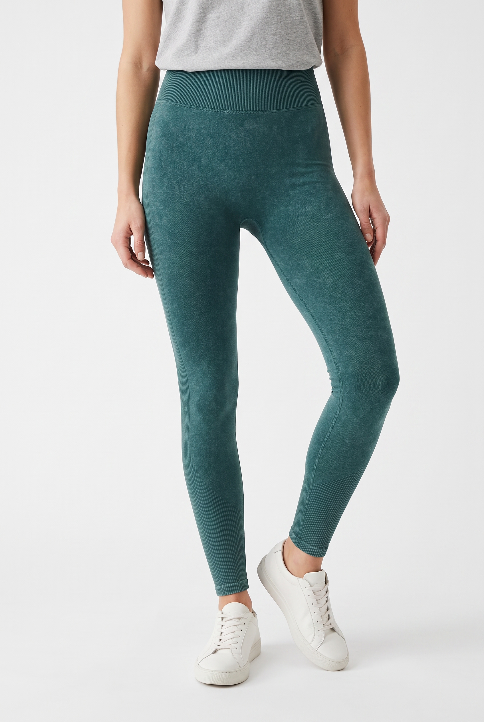 ONLY Play Funktionstights »ONPEDDA HW SEAM SCRUNCH TIGHTS NOOS«  aus Polyamid und Elasthan, bequeme Passform, elastisches Jersey