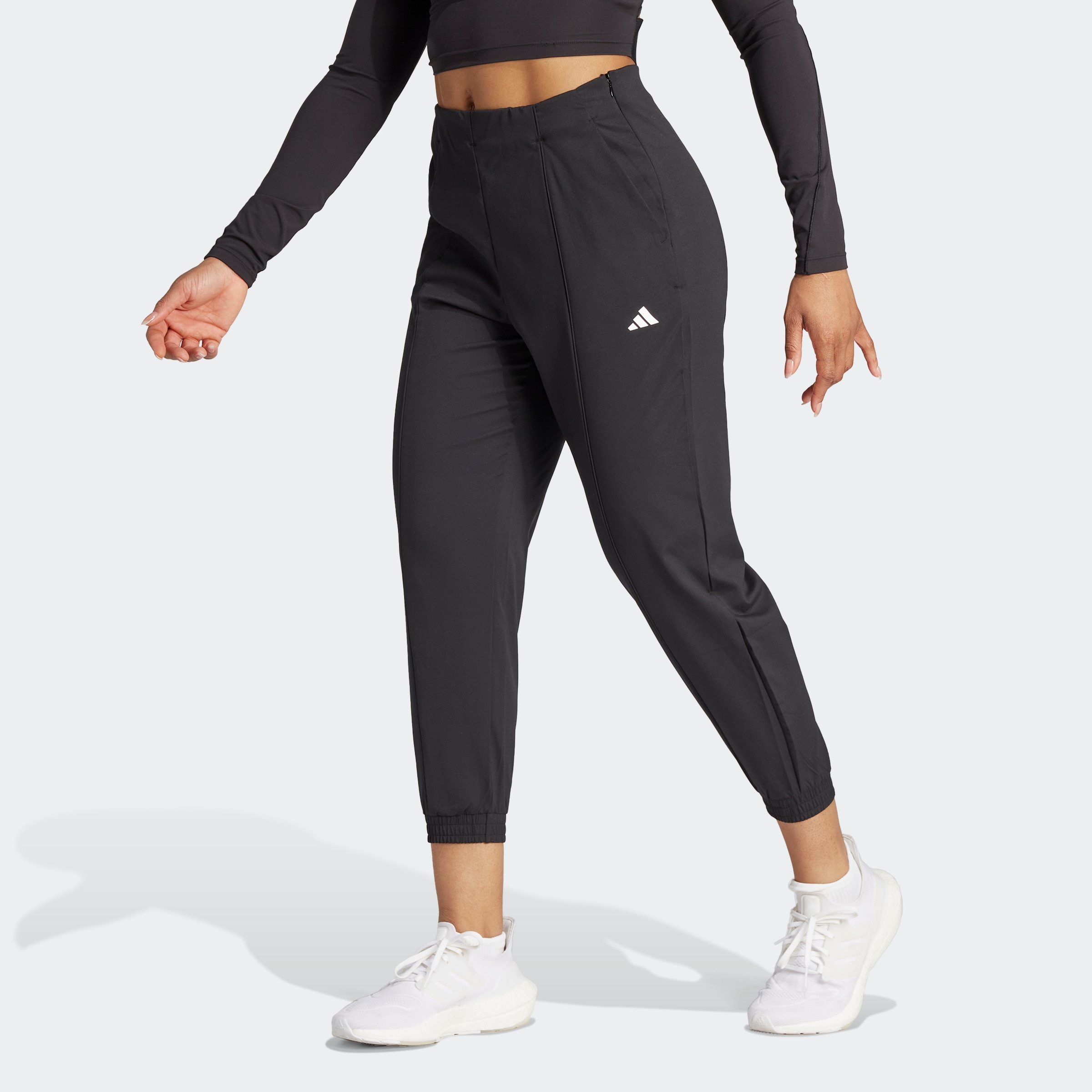 adidas Performance (1 MINIMAL auf WOVEN BRANDING | HOSE«, TRAIN Rechnung BAUR »AEROREADY online ESSENTIALS Sporthose tlg.) kaufen