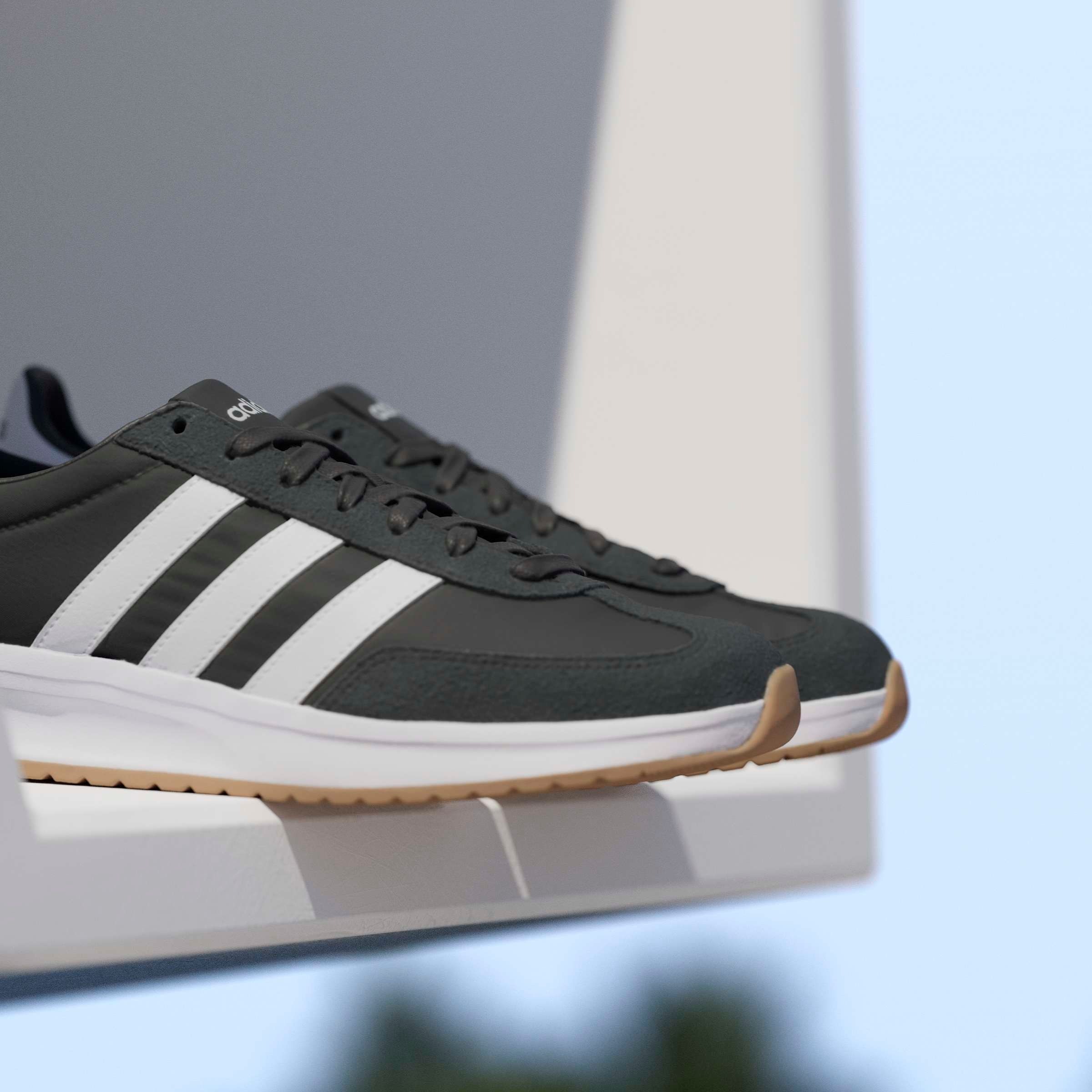 adidas Sportswear Sneaker »RUN 70S 2.0«  inspiriert vom Design des adidas SL72