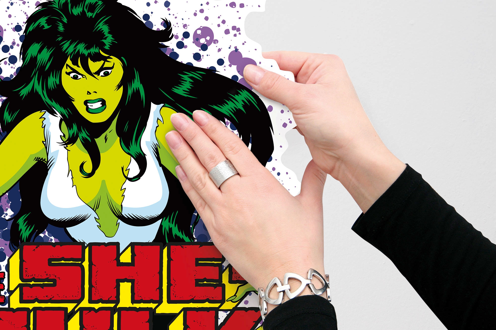 Komar Wandtattoo »She-Hulk Comic Classic«, (1 St.), 50x70 cm (Breite x Höhe),  selbstklebendes Wandtattoo | BAUR | Kinderzimmer-Wandtattoos