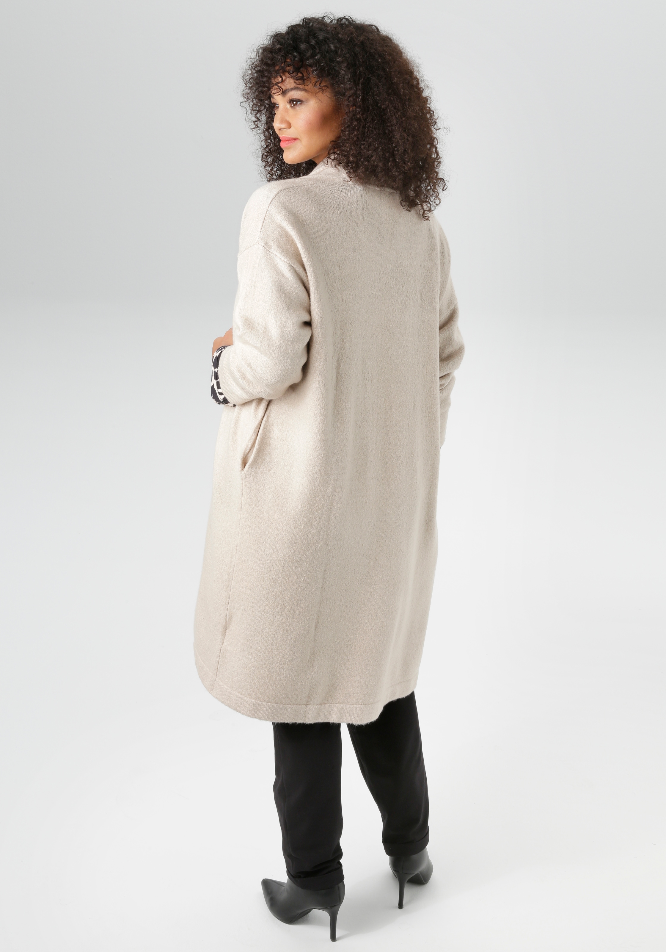 Aniston PLUS Strickjacke, in kuscheliger Qualität - NEUE KOLLEKTION