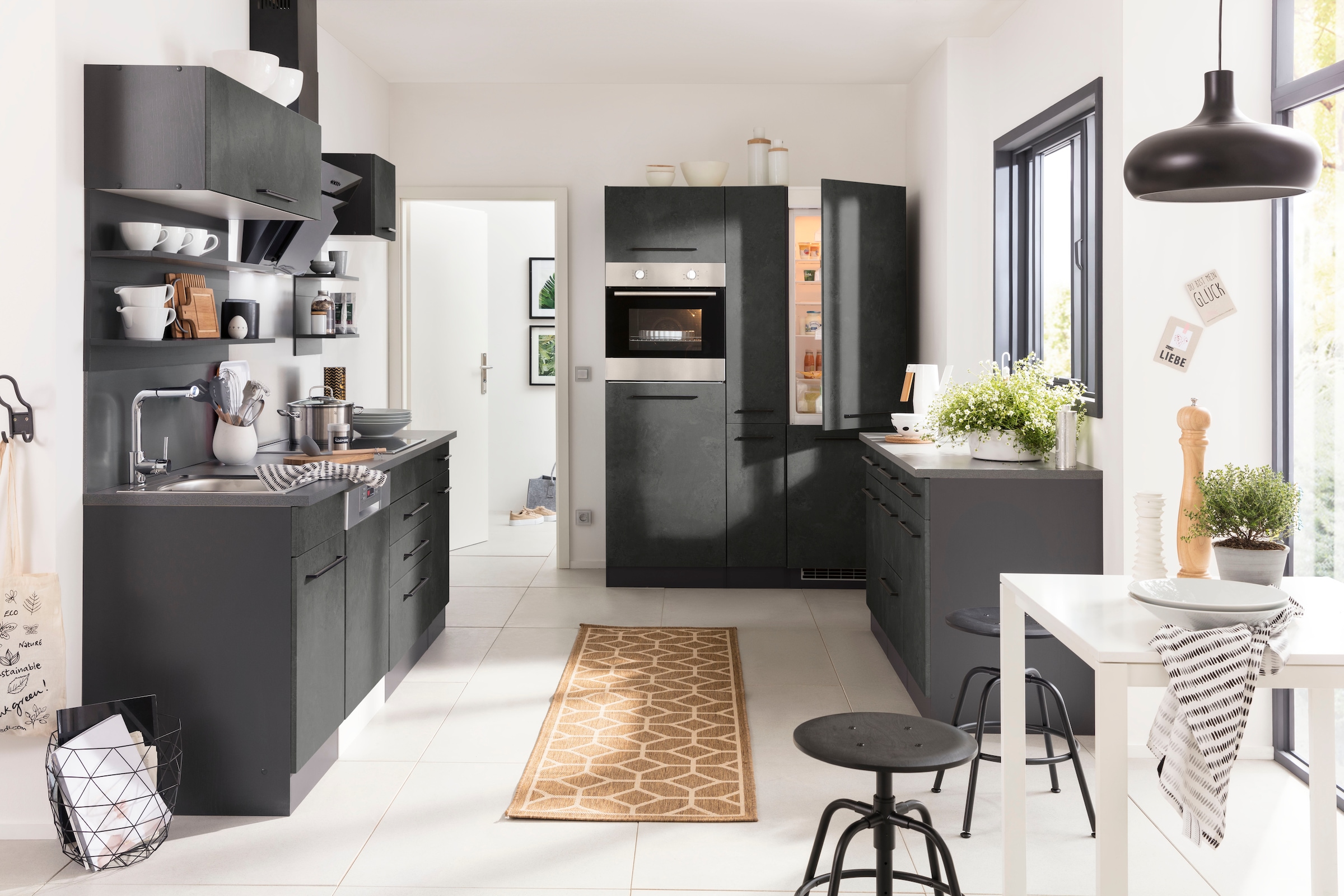 KOCHSTATION Küchenzeile »KS-Tulsa«, mit E-Geräten, Breite 380 cm, schwarze Metallgriffe, MDF Fronten