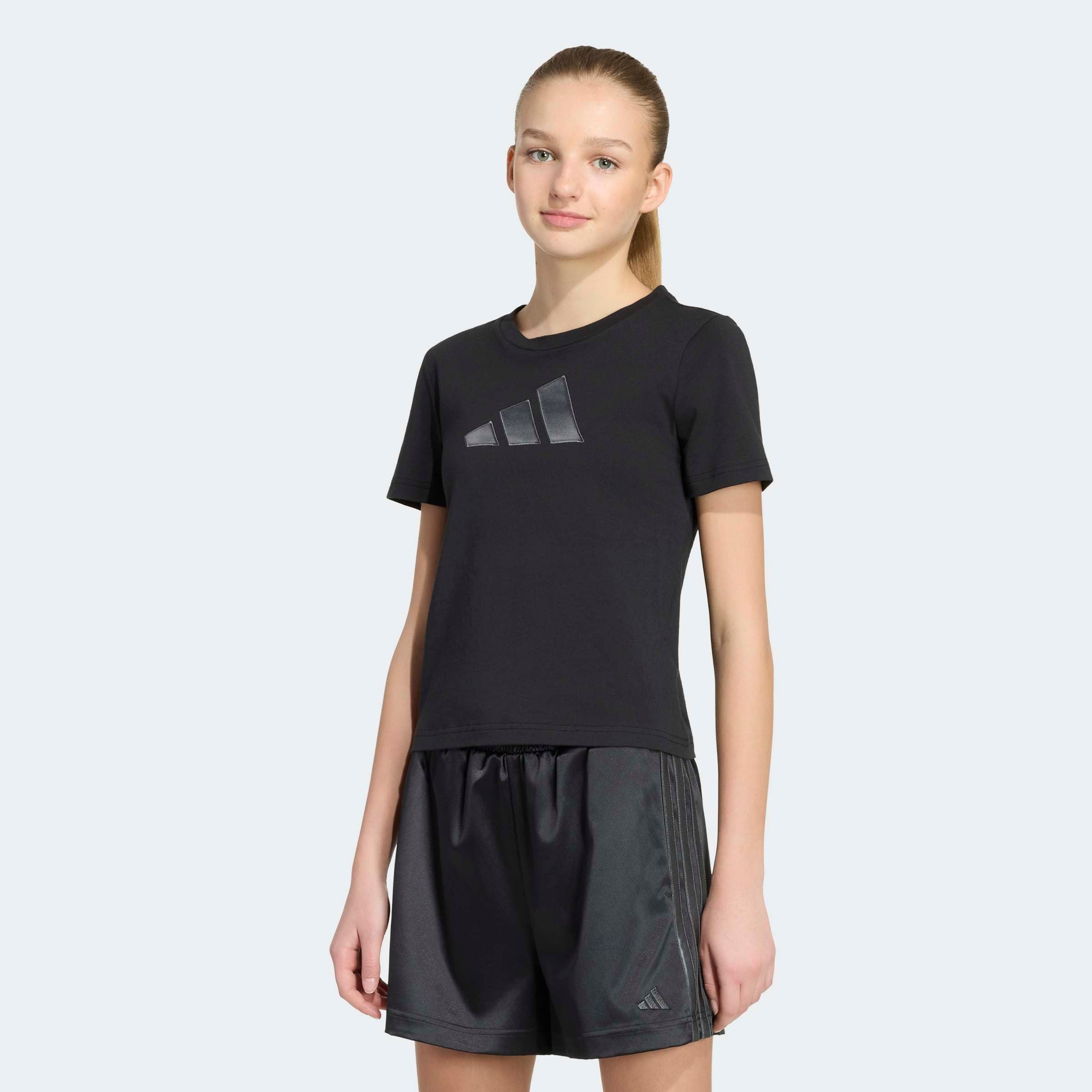 adidas Sportswear T-Shirt "JG SATIN TEE" für Kinder, mit Rundhalsausschnitt, ohne Verschluss, aus Baumwolle