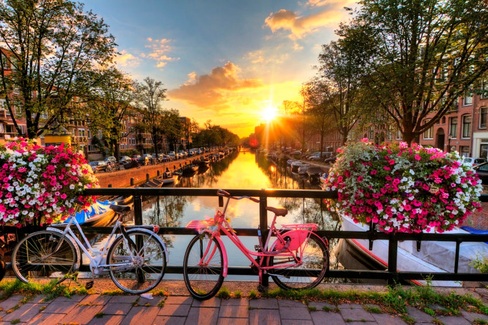 Papermoon Fototapete "Amsterdam Sunrise"
