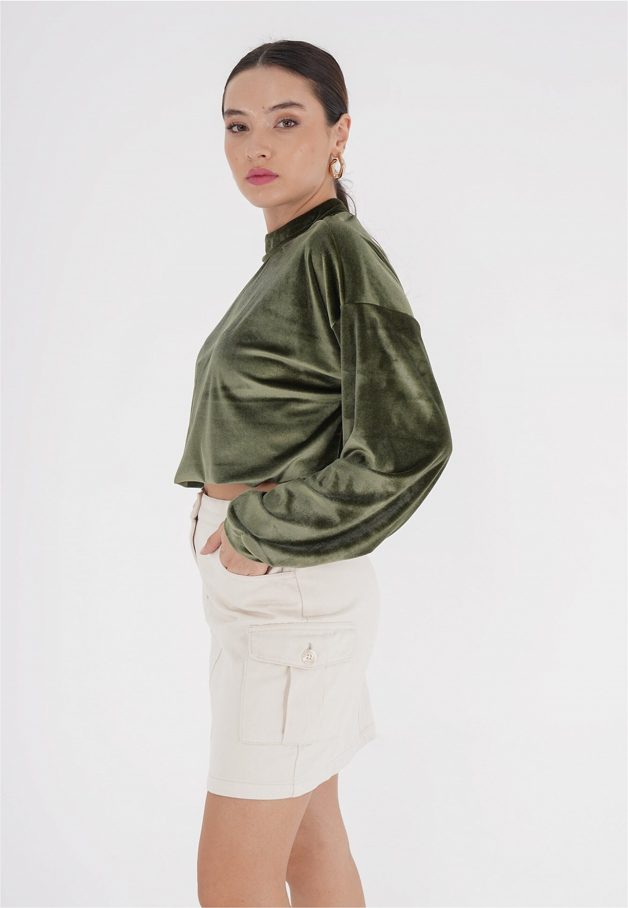 freshlions Klassische Bluse »Remy«, mit Knopfleiste im Nacken