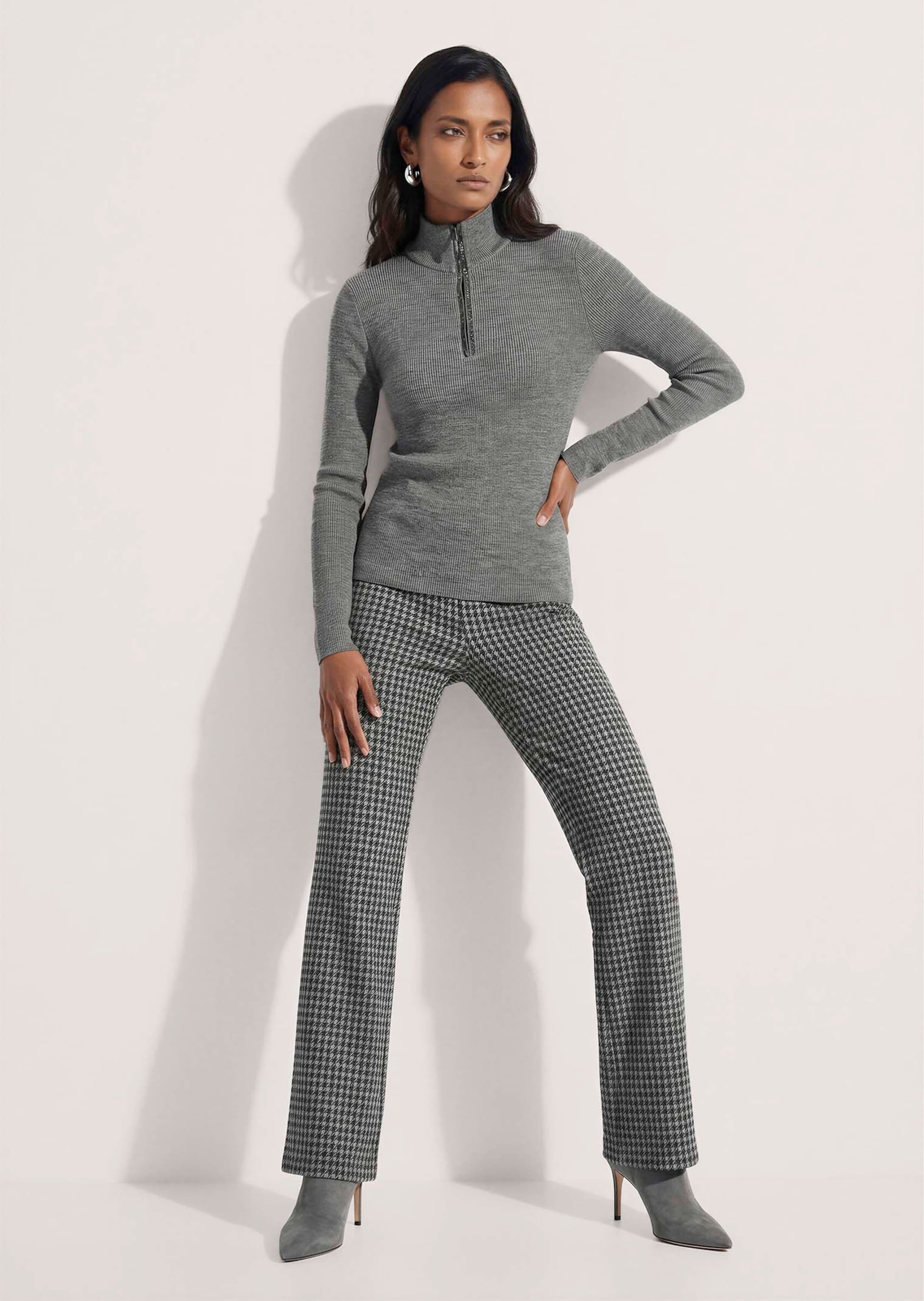 MADELEINE Longpullover »Pullover Troyer mit Stehkragen und Zipper«