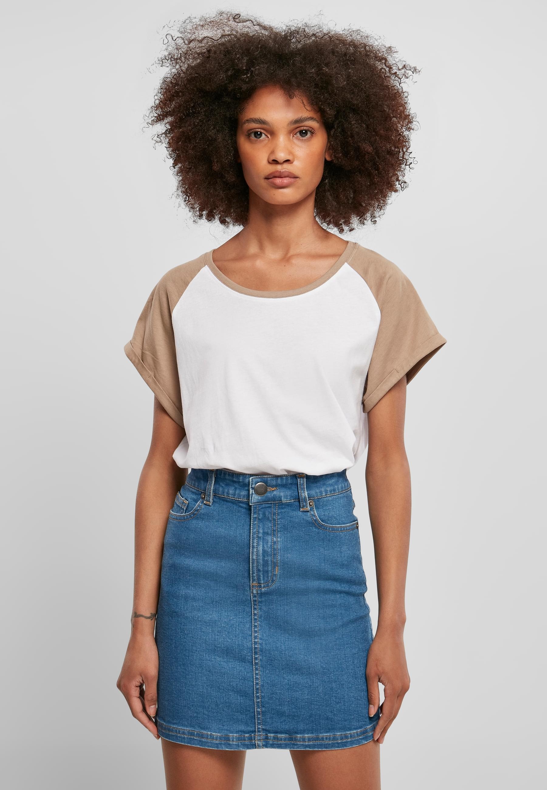 URBAN CLASSICS Kurzarmshirt »Urban Classics Damen Ladies Contrast Raglan Tee«, (1 tlg.)