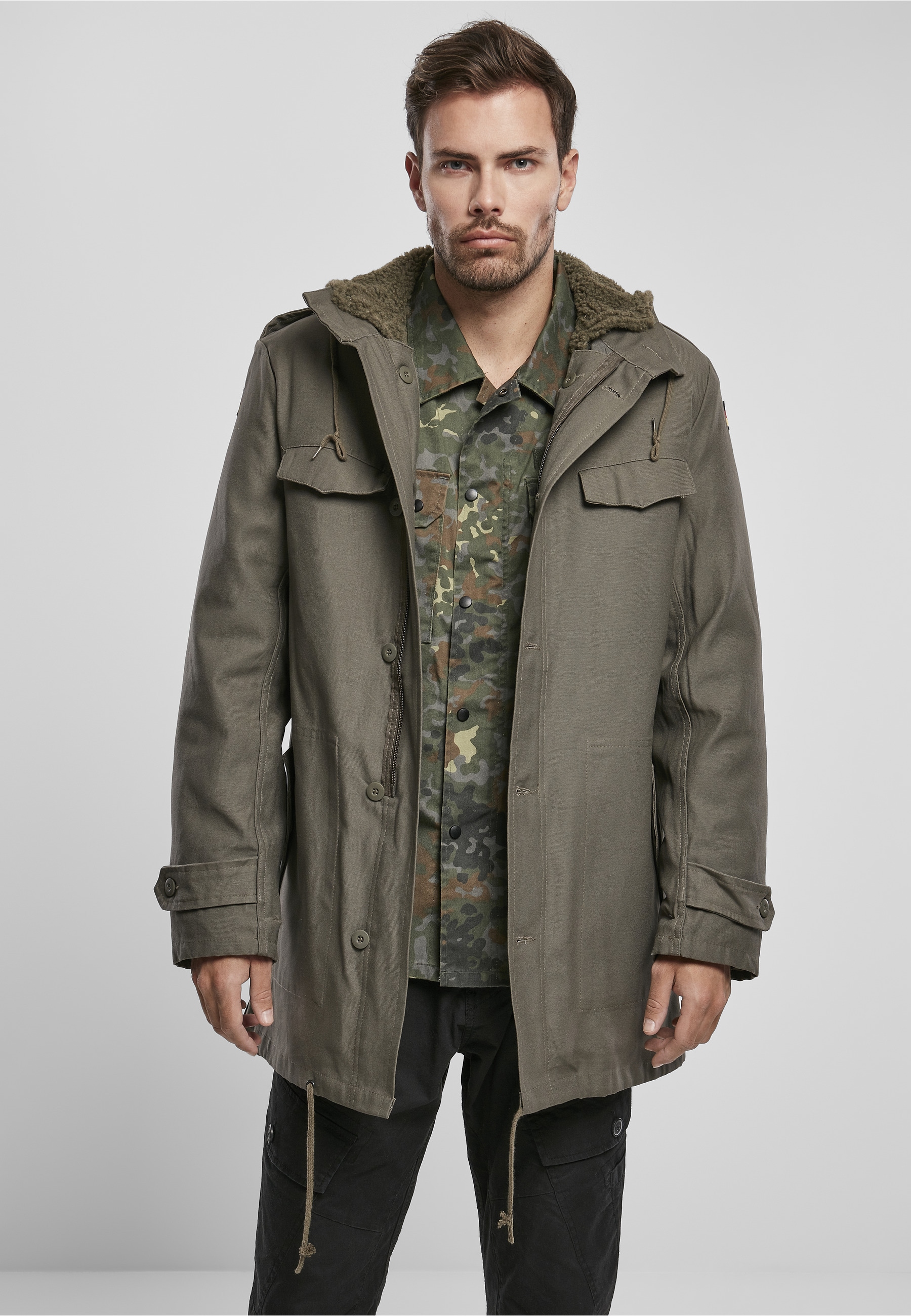 Brandit Allwetterjacke »Brandit Herren BW Flag Parka« 1 Stk. tlg. mit Kapuze
