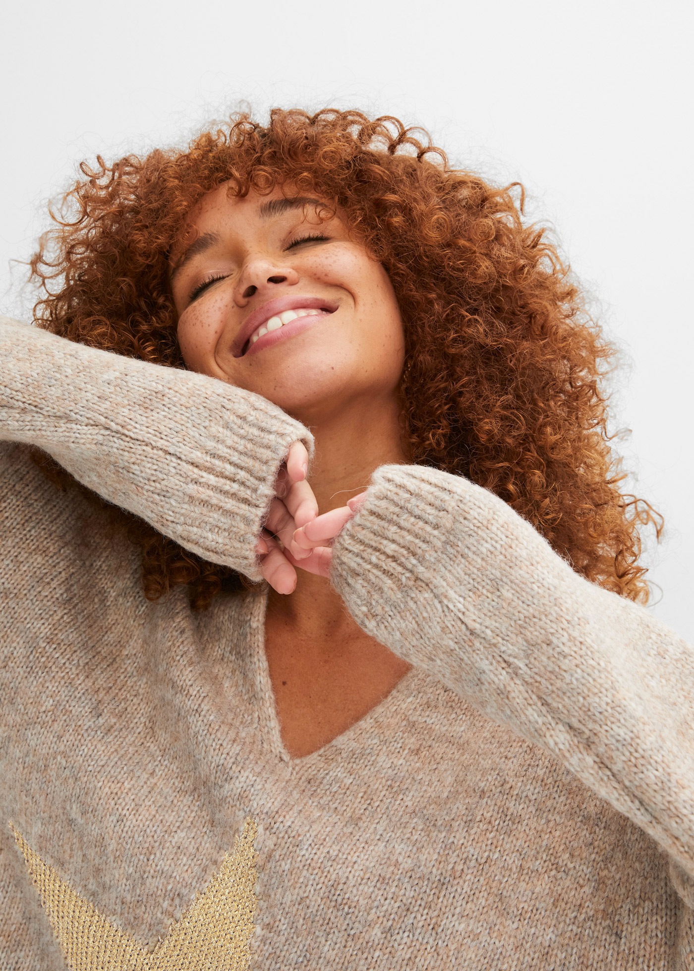 Thumbnail - bonprix Strickpullover "Pullover mit Stern" Pullover mit Stern