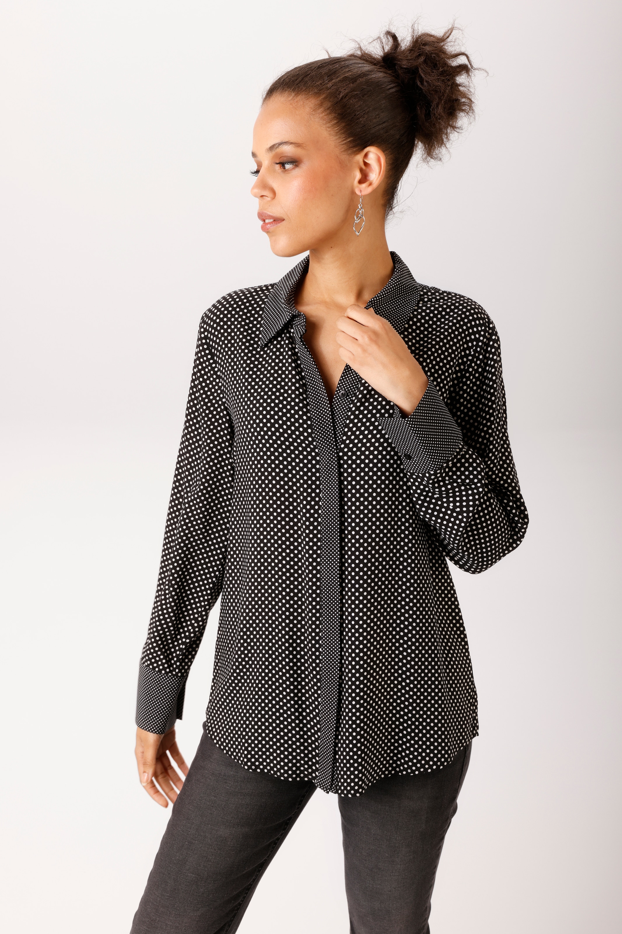Aniston CASUAL Hemdbluse mit kleinen und winzigen Punkten bedruckt - NEUE KOLLEKTION