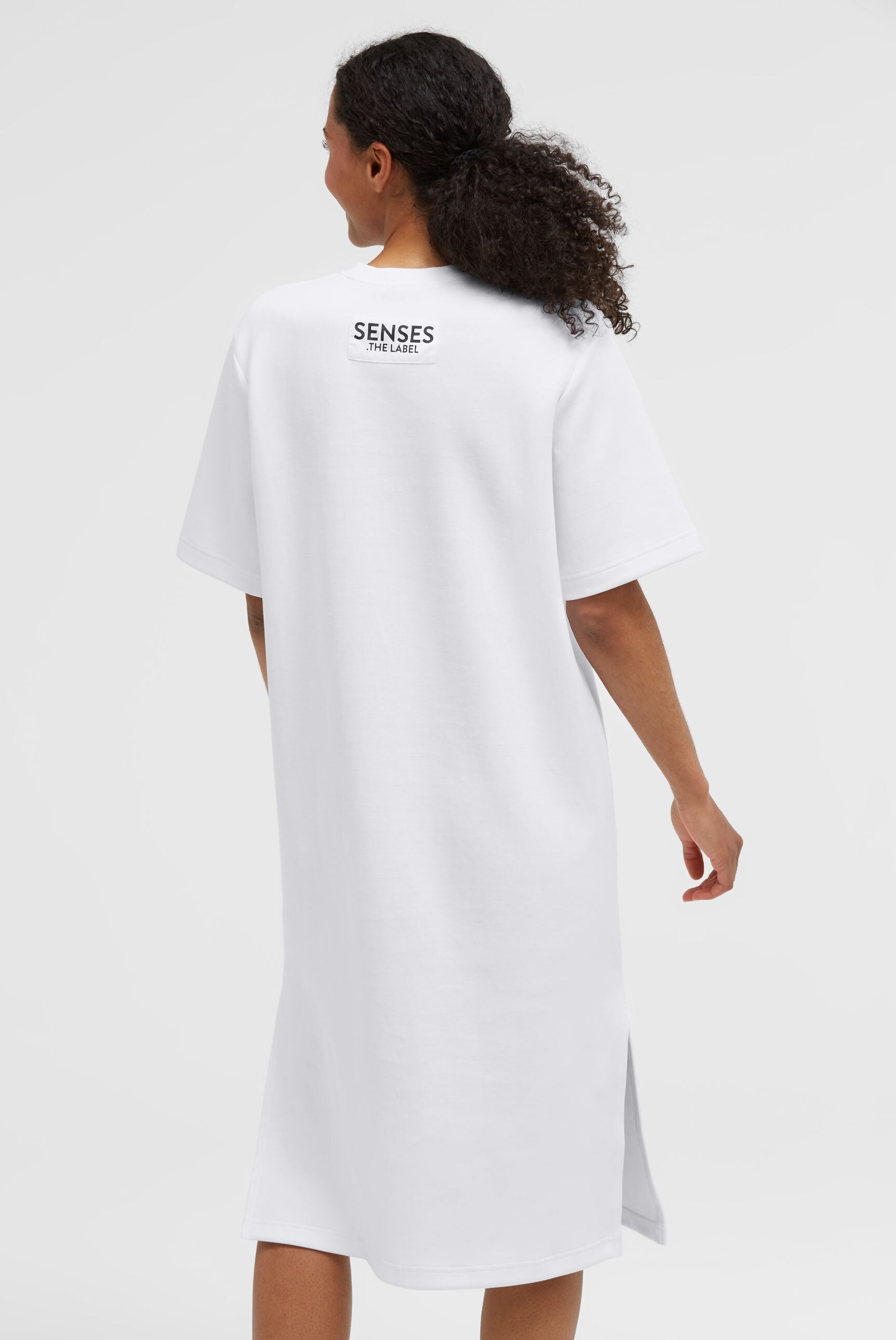 SENSES.THE LABEL Sommerkleid Ohne Taschen mit Seitenschlitze
