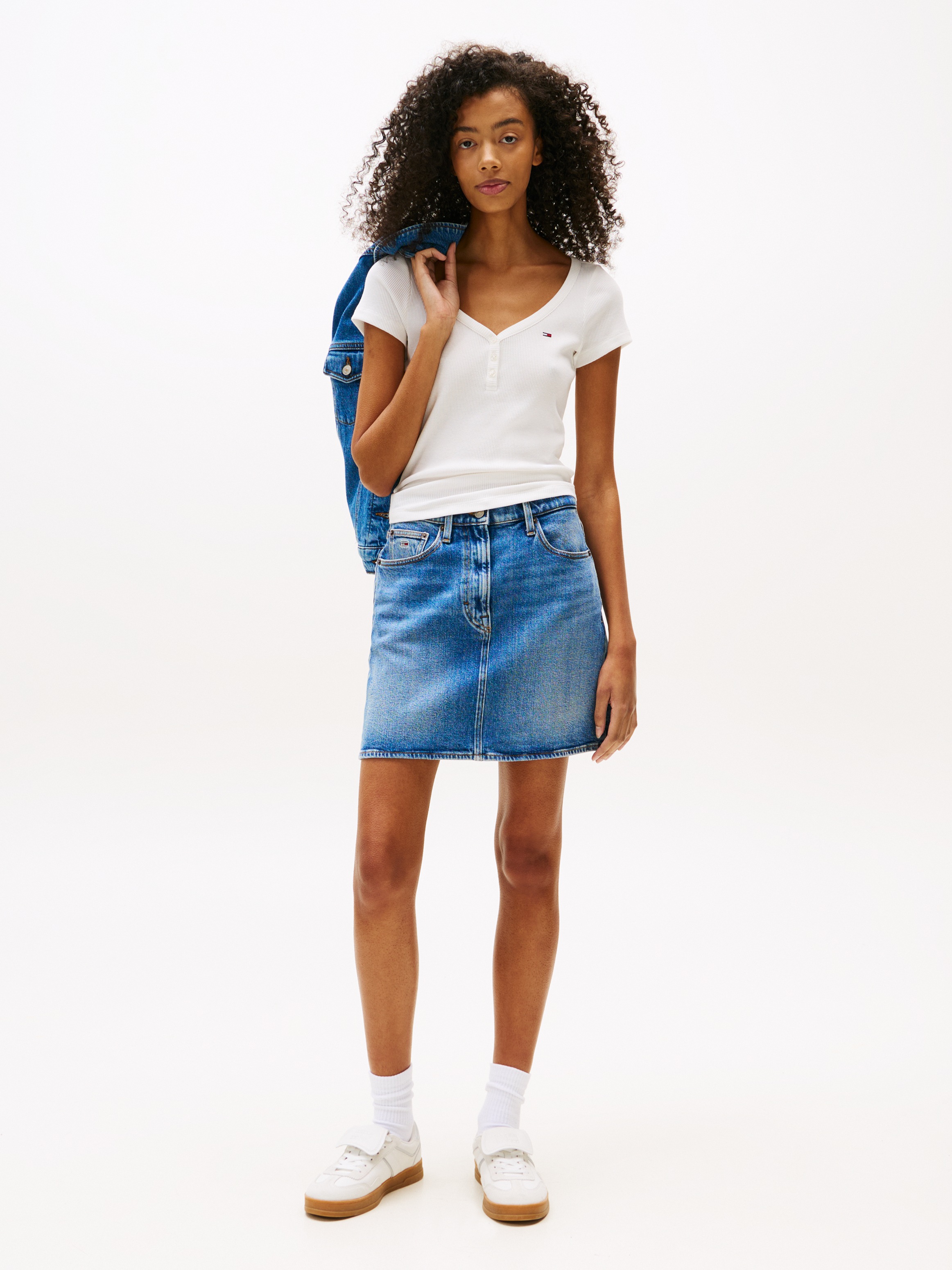 Tommy Jeans Kurzarmshirt "TJW SLIM HENLEY WAFFLE SS" günstig online kaufen