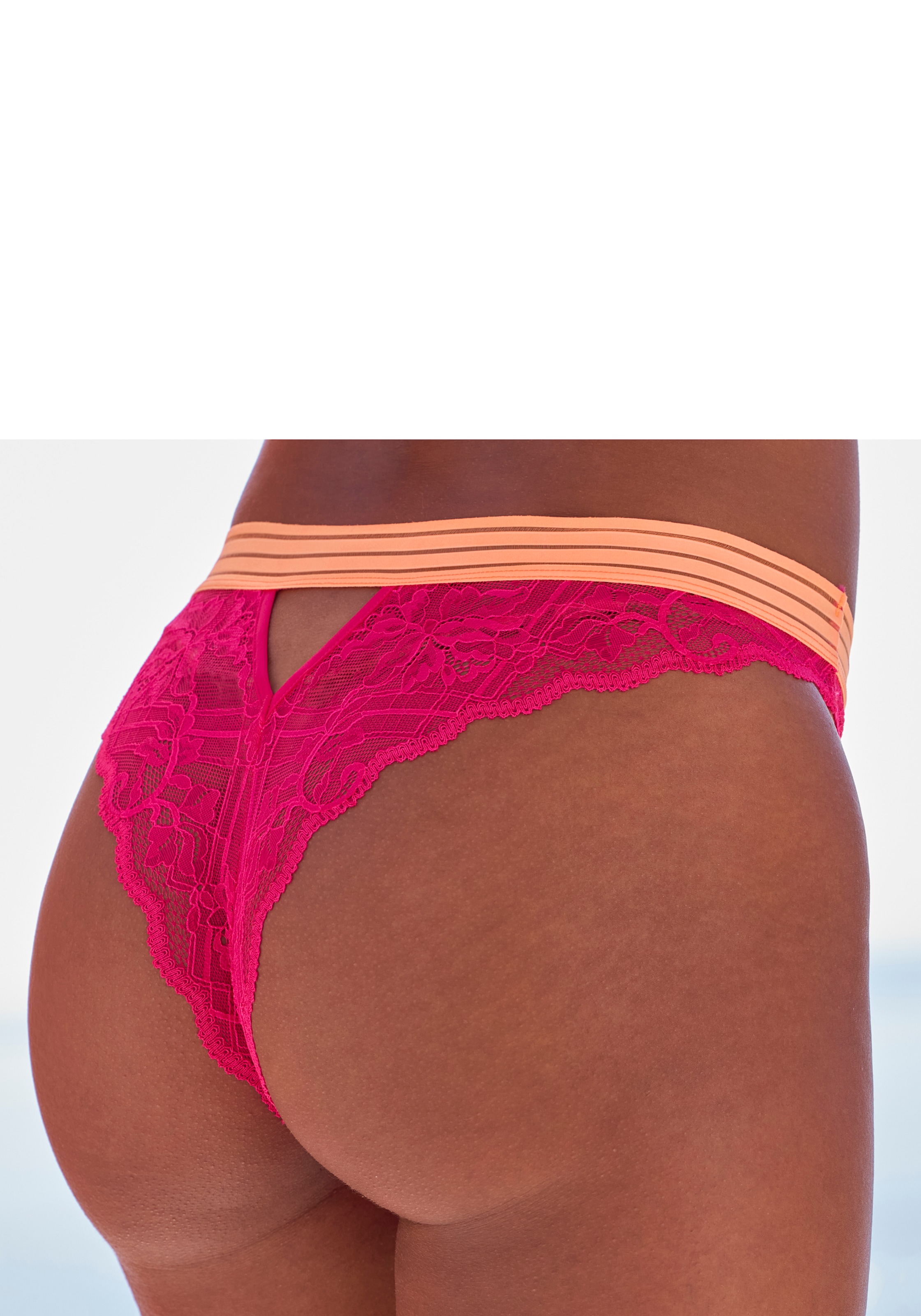 Vivance Tanga, aus elastischer Spitze mit modischen Kontrastfarben