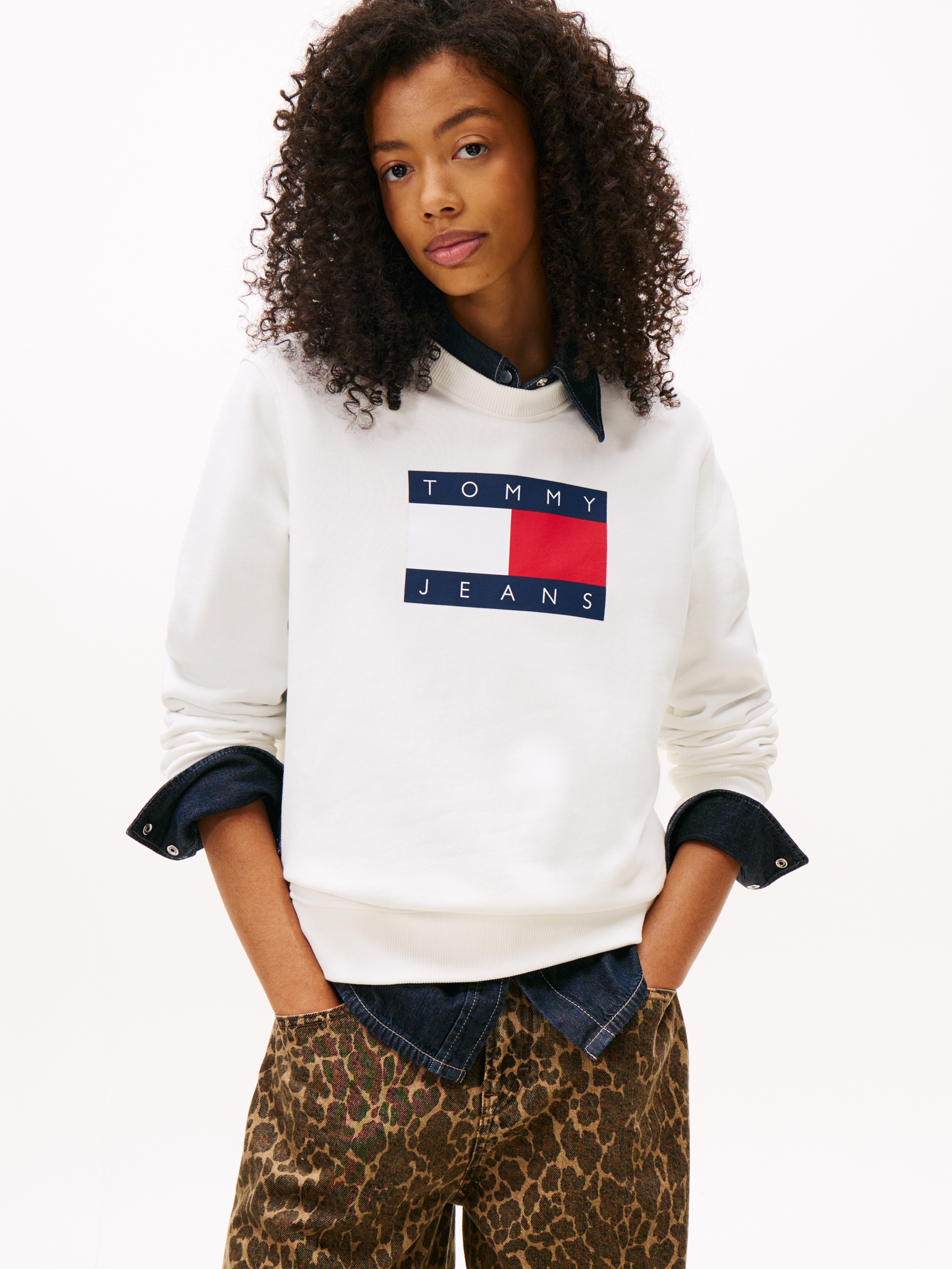 Tommy Jeans Sweatshirt "TJW REG TJ FLAG CREW", Baumwolle, Logodruck