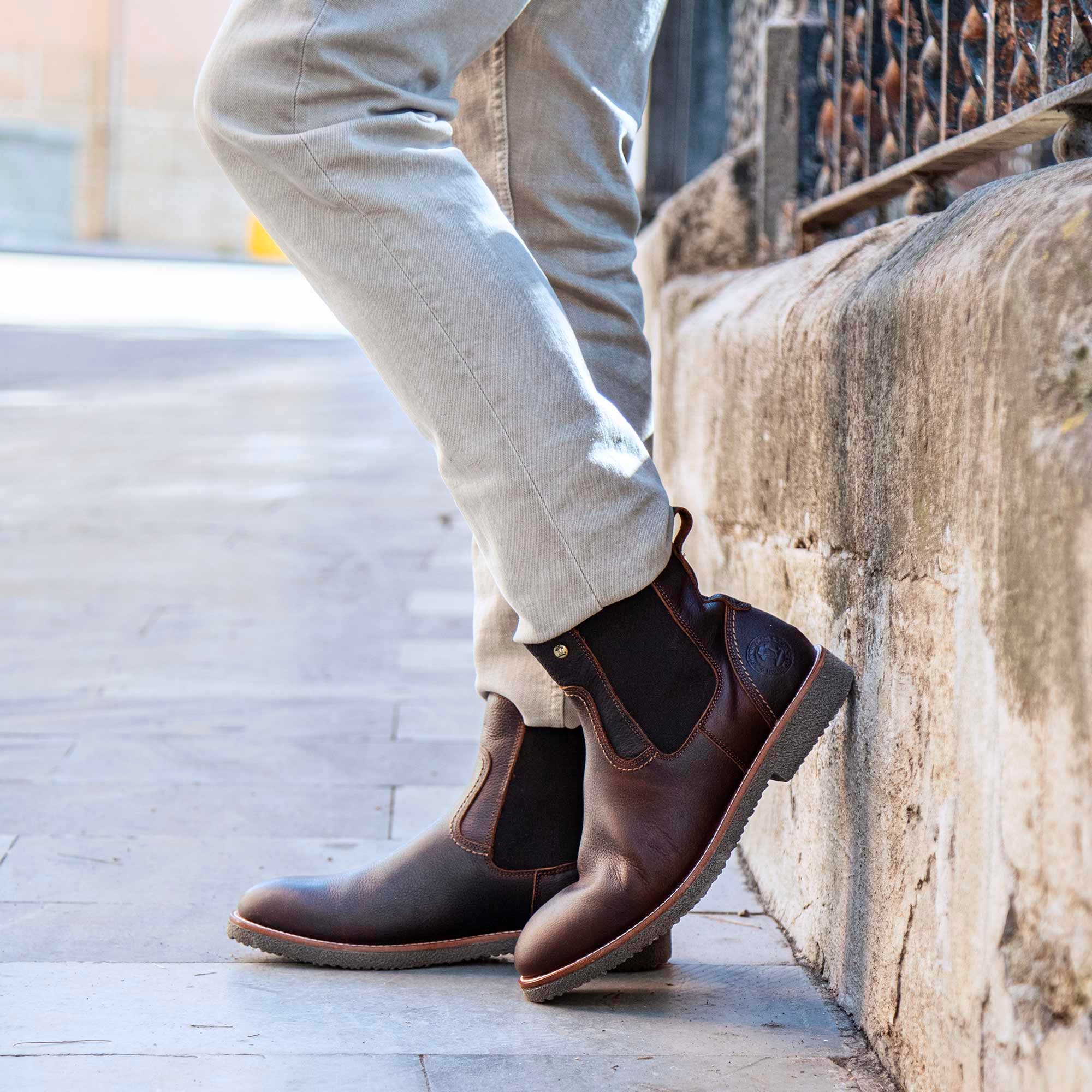 Panama Jack Chelseaboots »Garnock Igloo C3«, Schlupfboots, Winterstiefel mit Lammfellfutter, waterproof