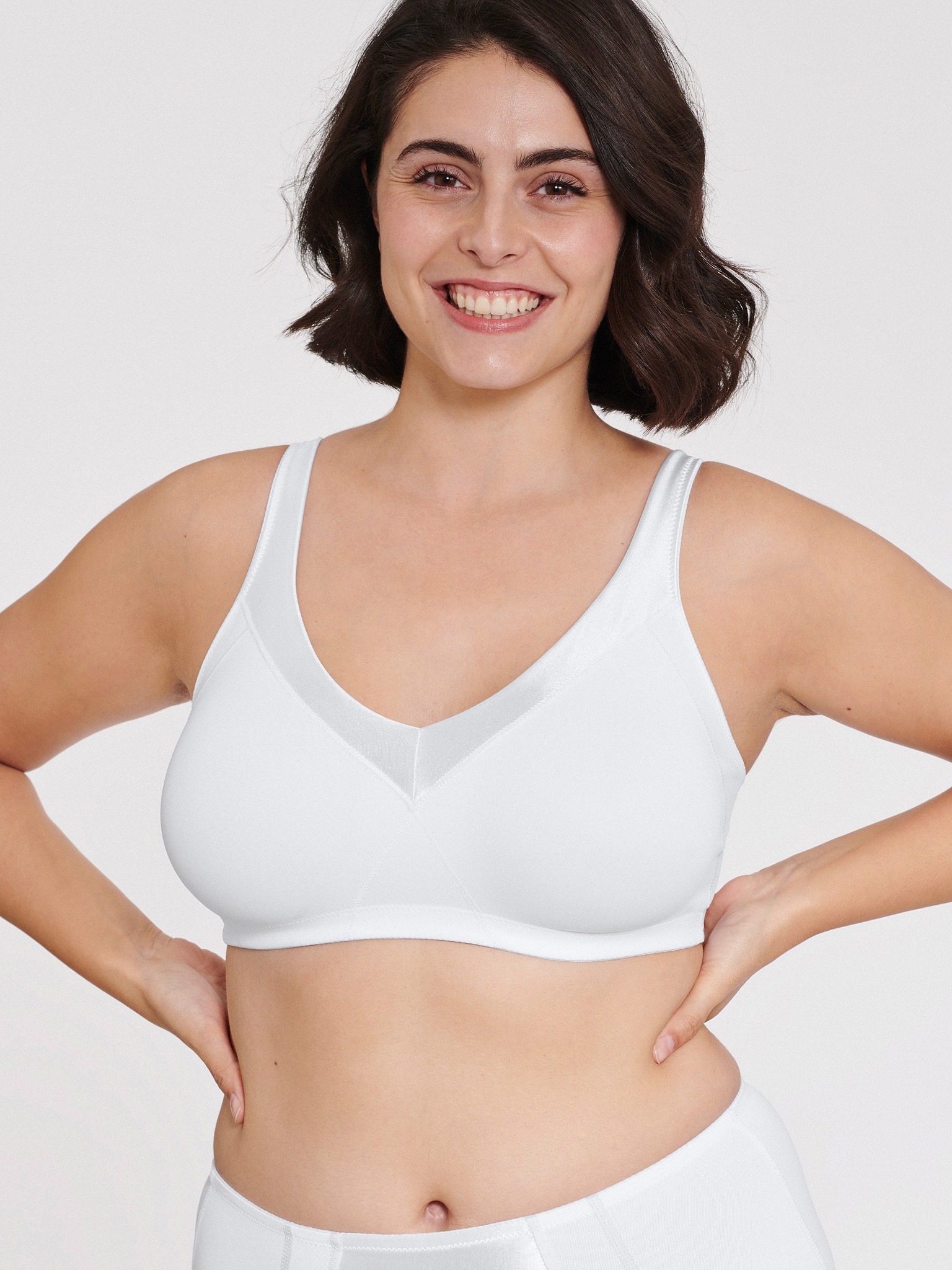 Naturana Minimizer-BH "Solutions", Cup B-E, Minimizer Soft-BH mit Glanzband, ohne Bügel