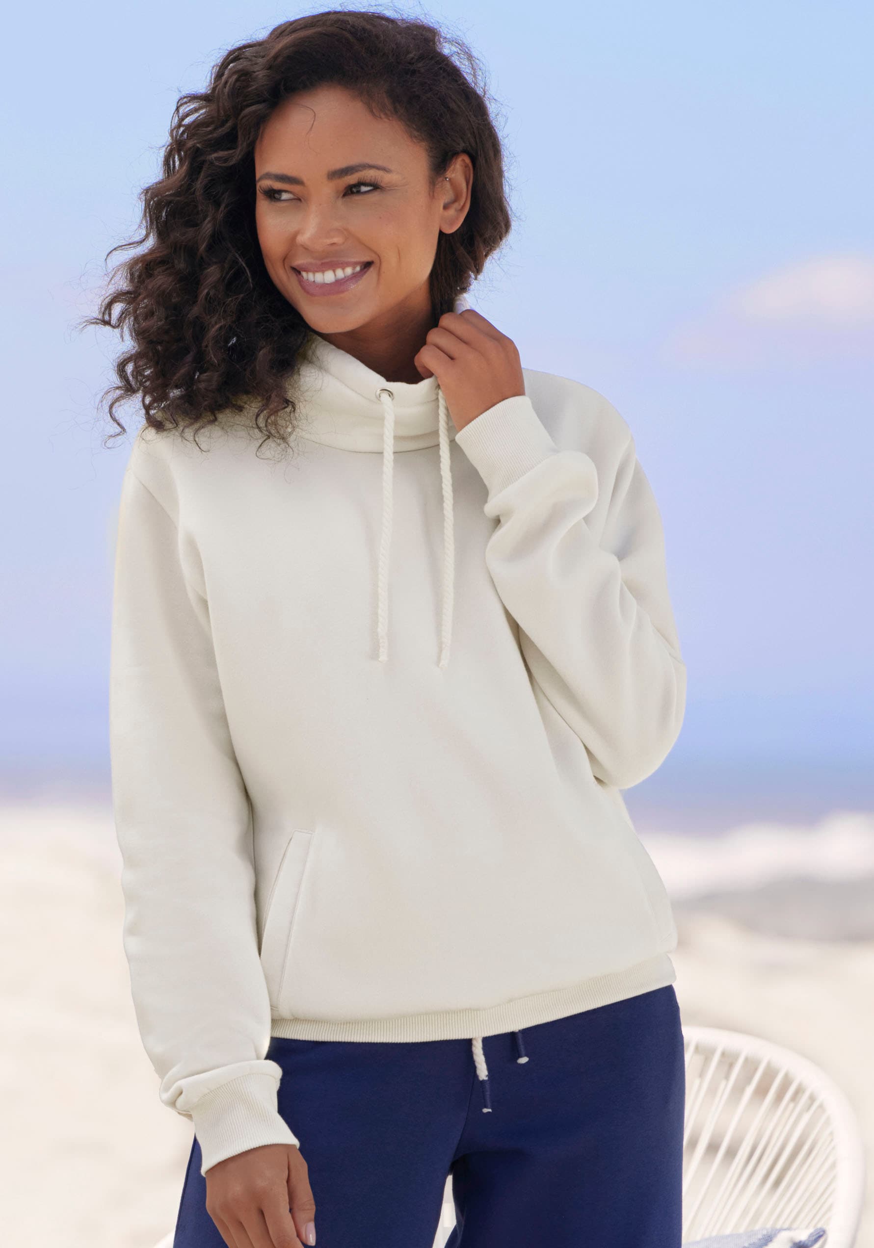 H.I.S Sweatshirt, 1 Stk. mit Stehkragen und Bindeband günstig online kaufen