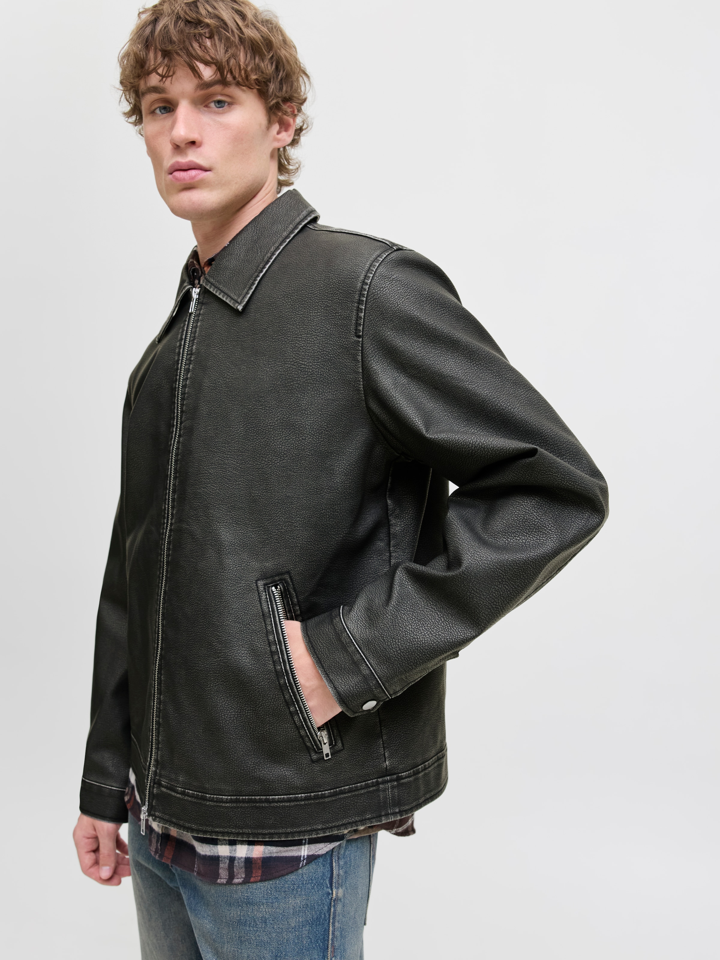 Jack & Jones Bikerjacke »JJECASABLANCA PU JACKET NOOS«, ohne Kapuze, mit Fronttaschen