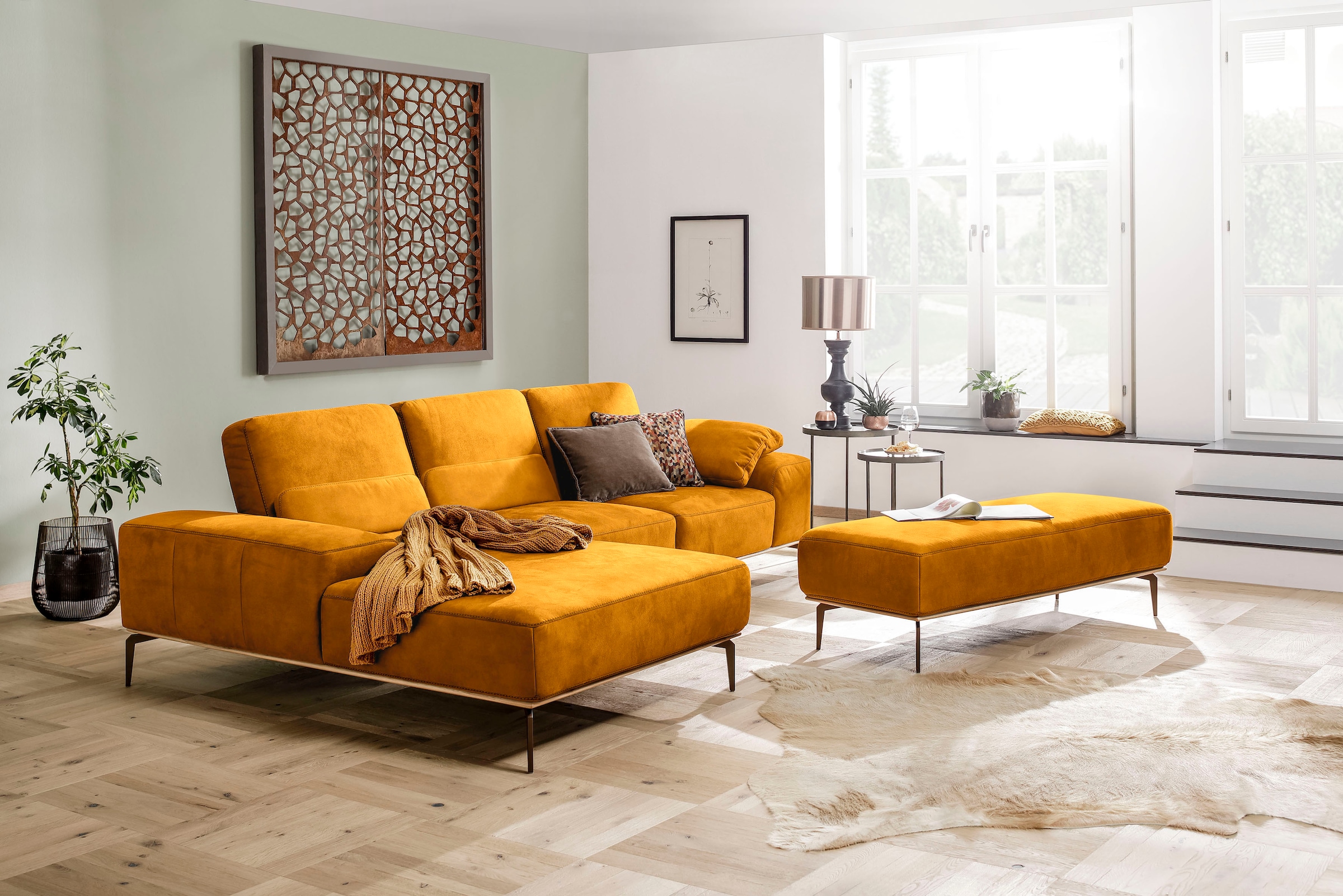 W.SCHILLIG Ecksofa "run, Designsofa mit tollem Sitzkomfort, L-Form" mit Holzsockel, Füße in Bronze pulverbeschichtet, Breite 299 cm