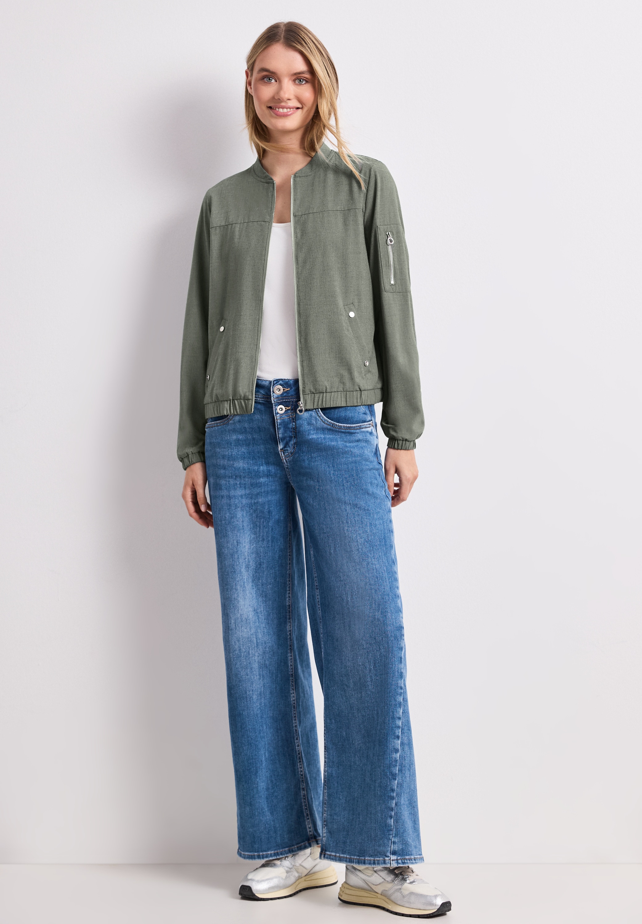 STREET ONE Blouson ohne Kapuze mit Rundhalsausschnitt