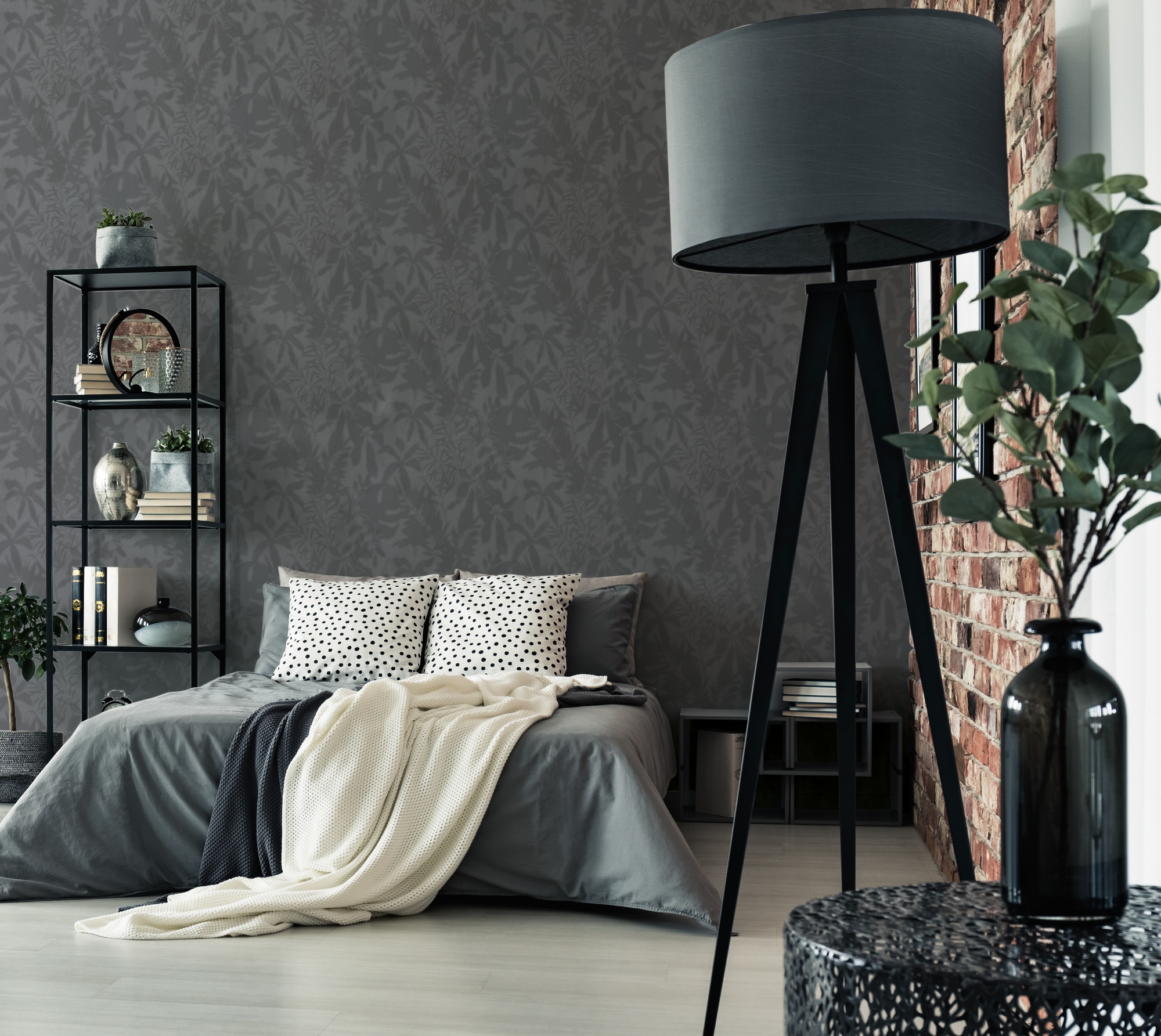 living walls Vliestapete »Tapete mit Blattschatten-Optik - Tropisches Muster« matt strukturiert Sanfte Vliestapete mit tropischem Blattschatten-Muster